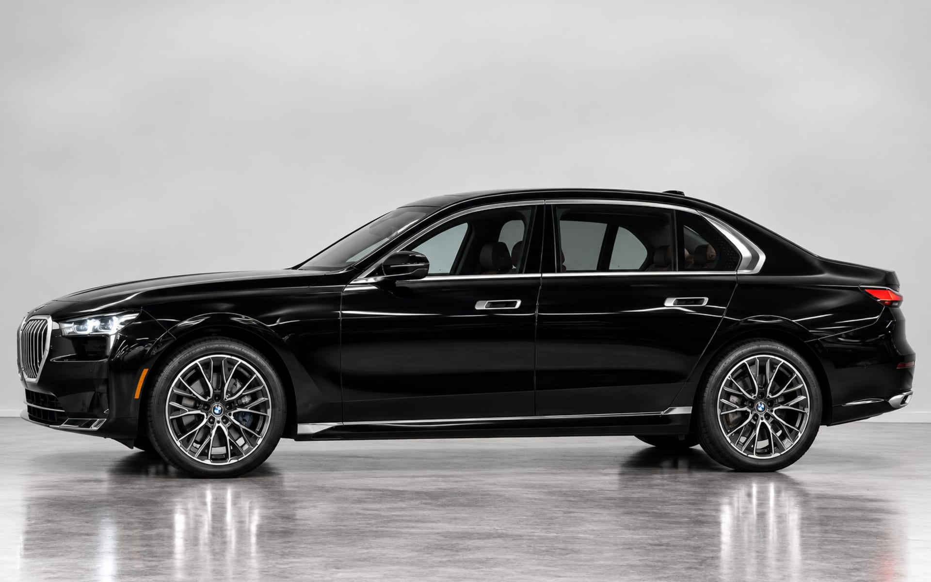 BMW 520i image 1