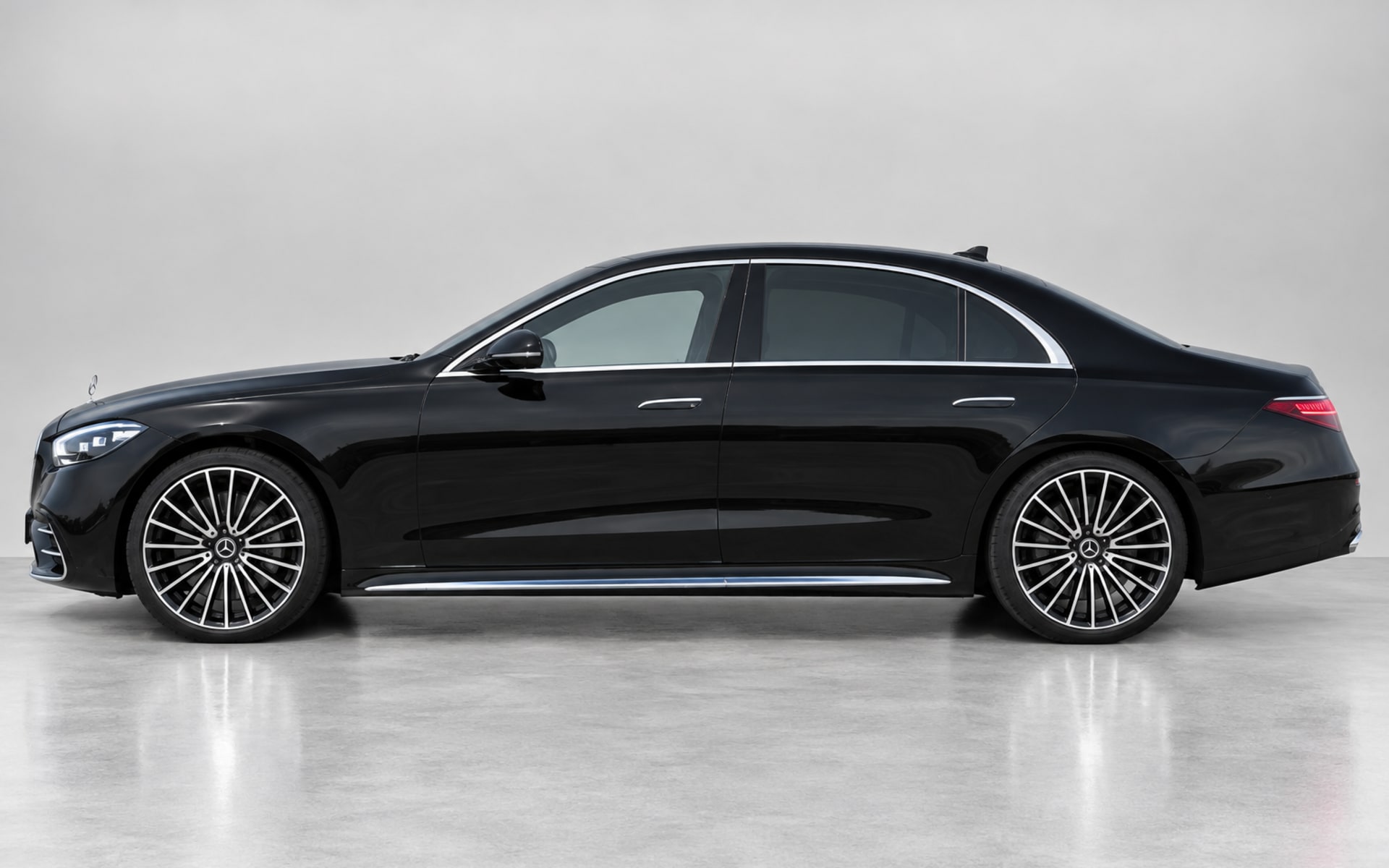 S 500 - image 1