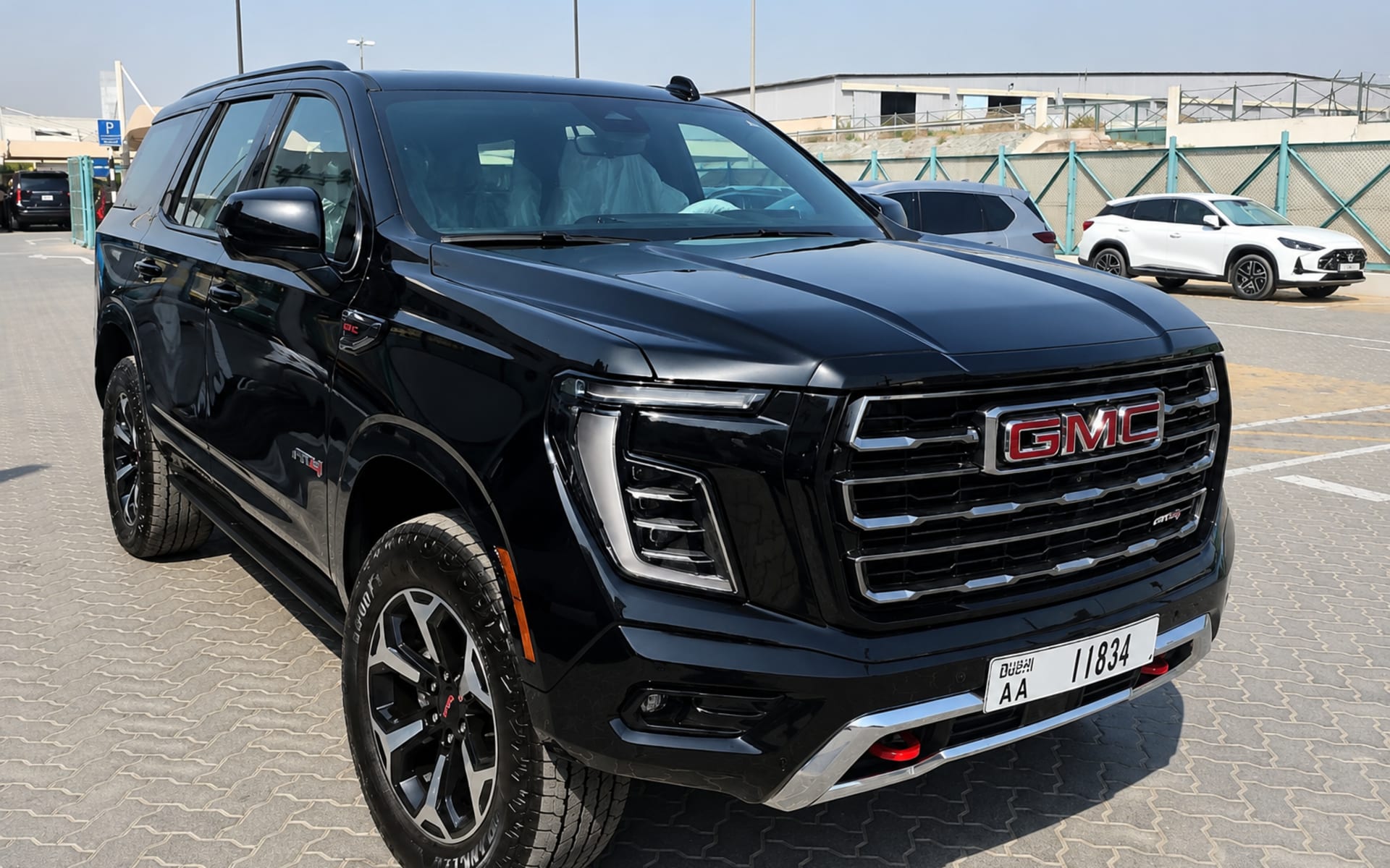 GMC YUKON AT4 image 1