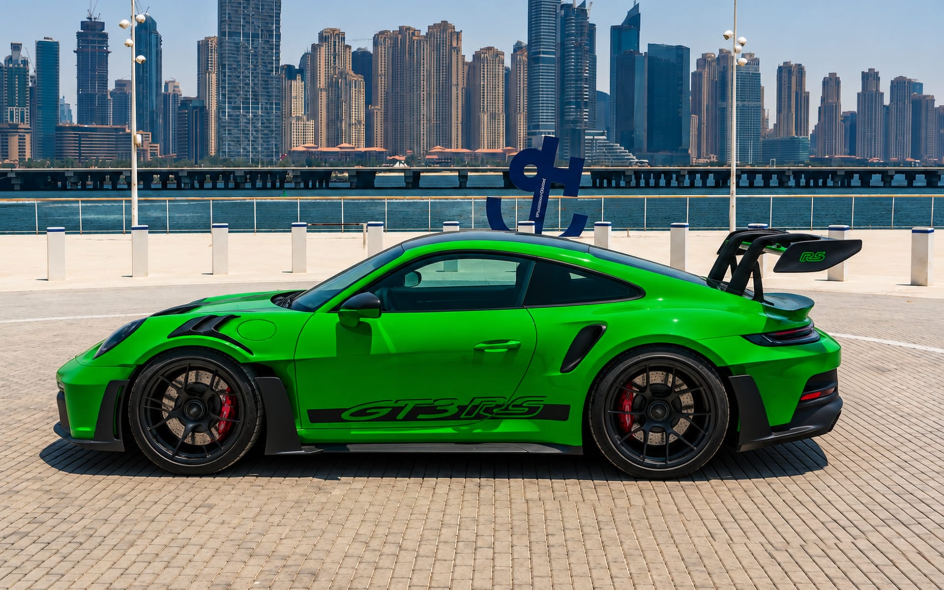 Porsche 911 GT3 RS image 1