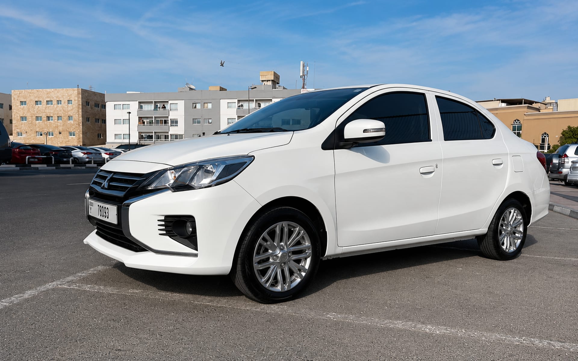 Mitsubishi Attrage image 1