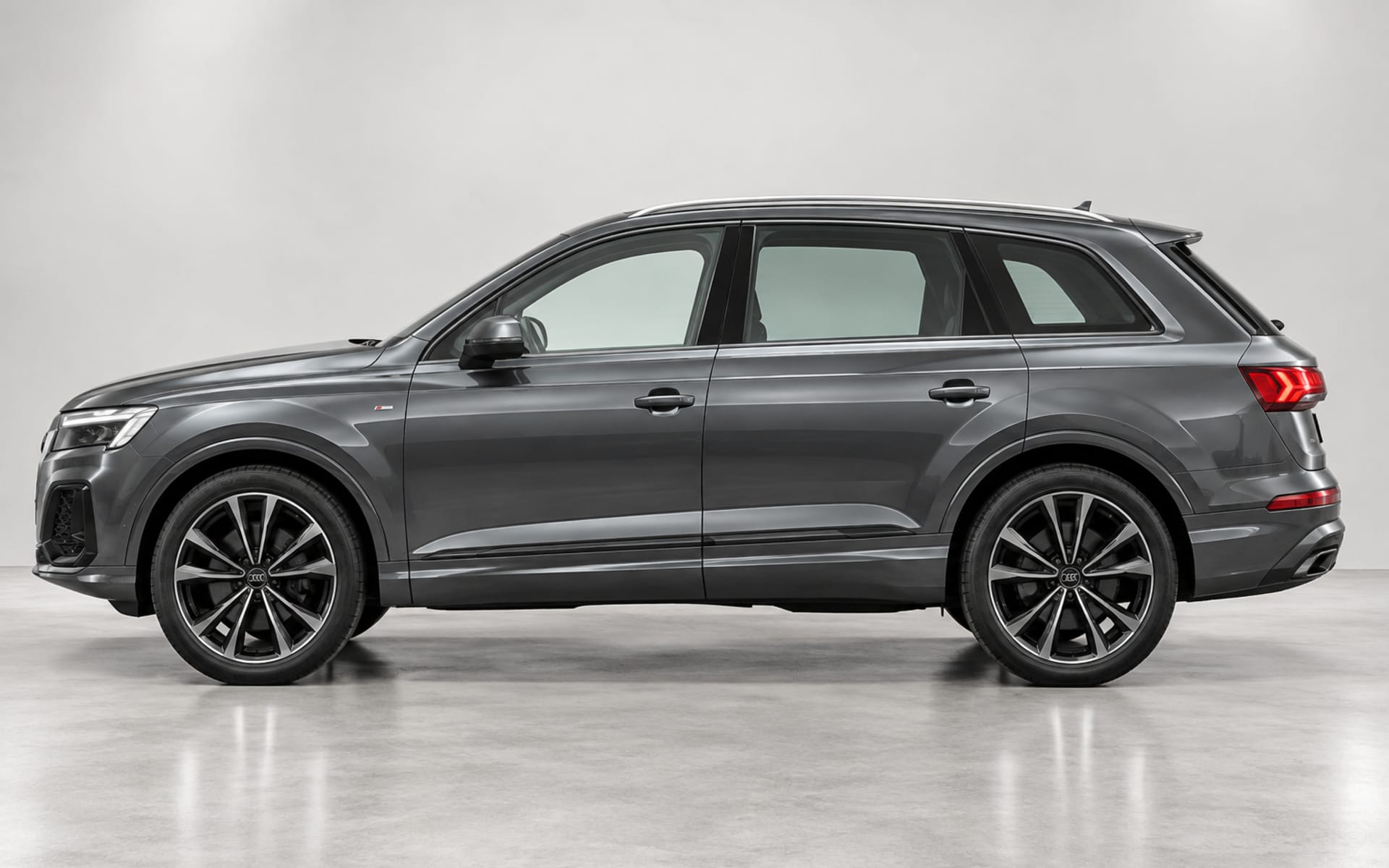Audi Q7 55 TFSI image 1