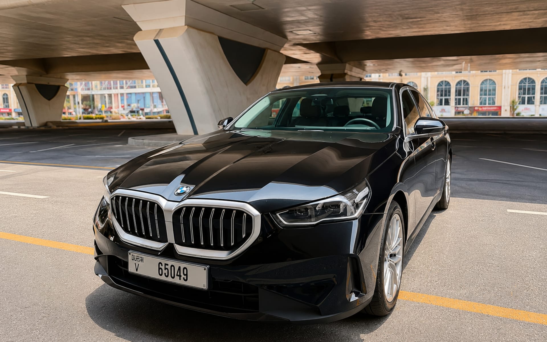 BMW 520i image 1