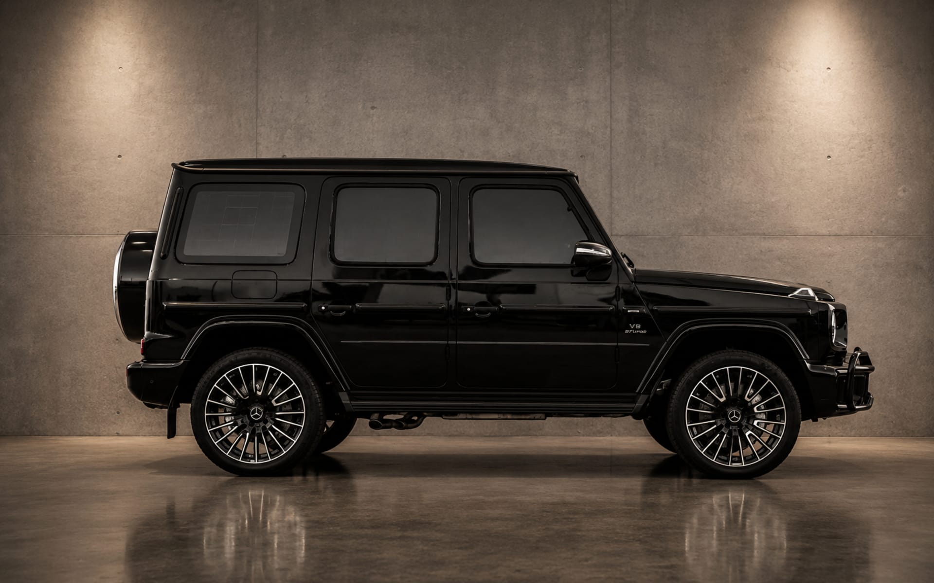 Mercedes-Benz G-Class image 1