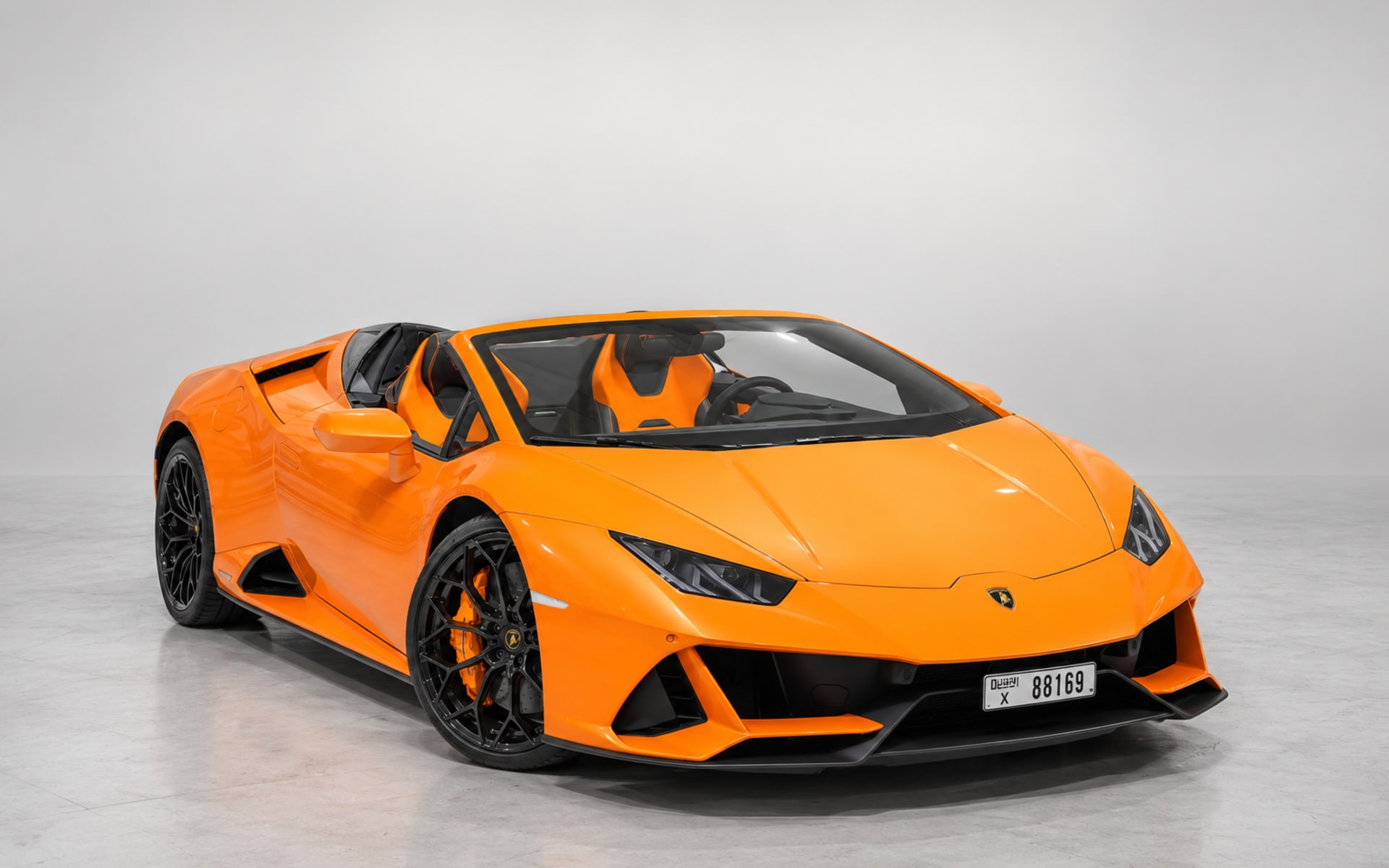 Lamborghini Huracan EVO Spyder image 1