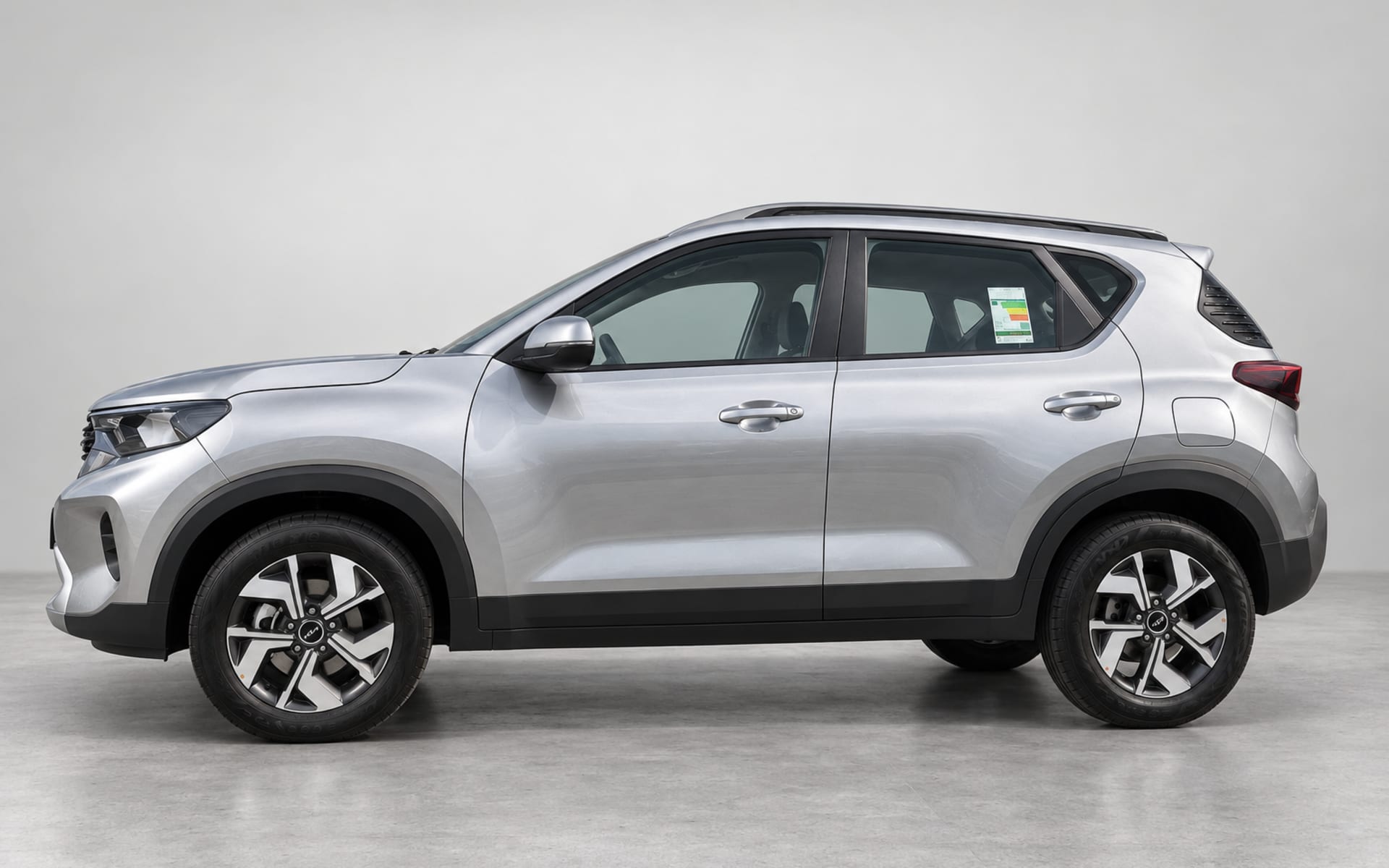 Kia Sonet image 1