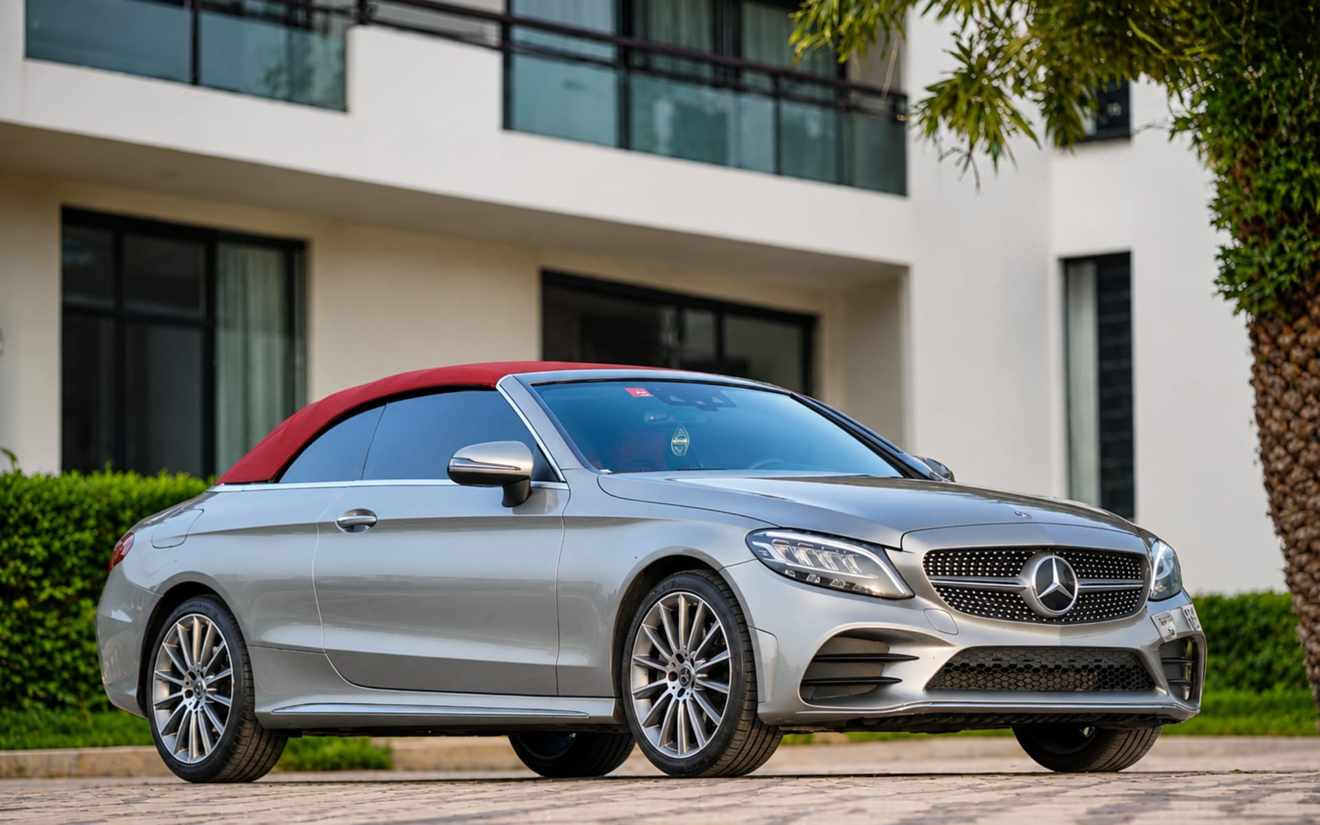 Mercedes-Benz C 300 Convertible image 1
