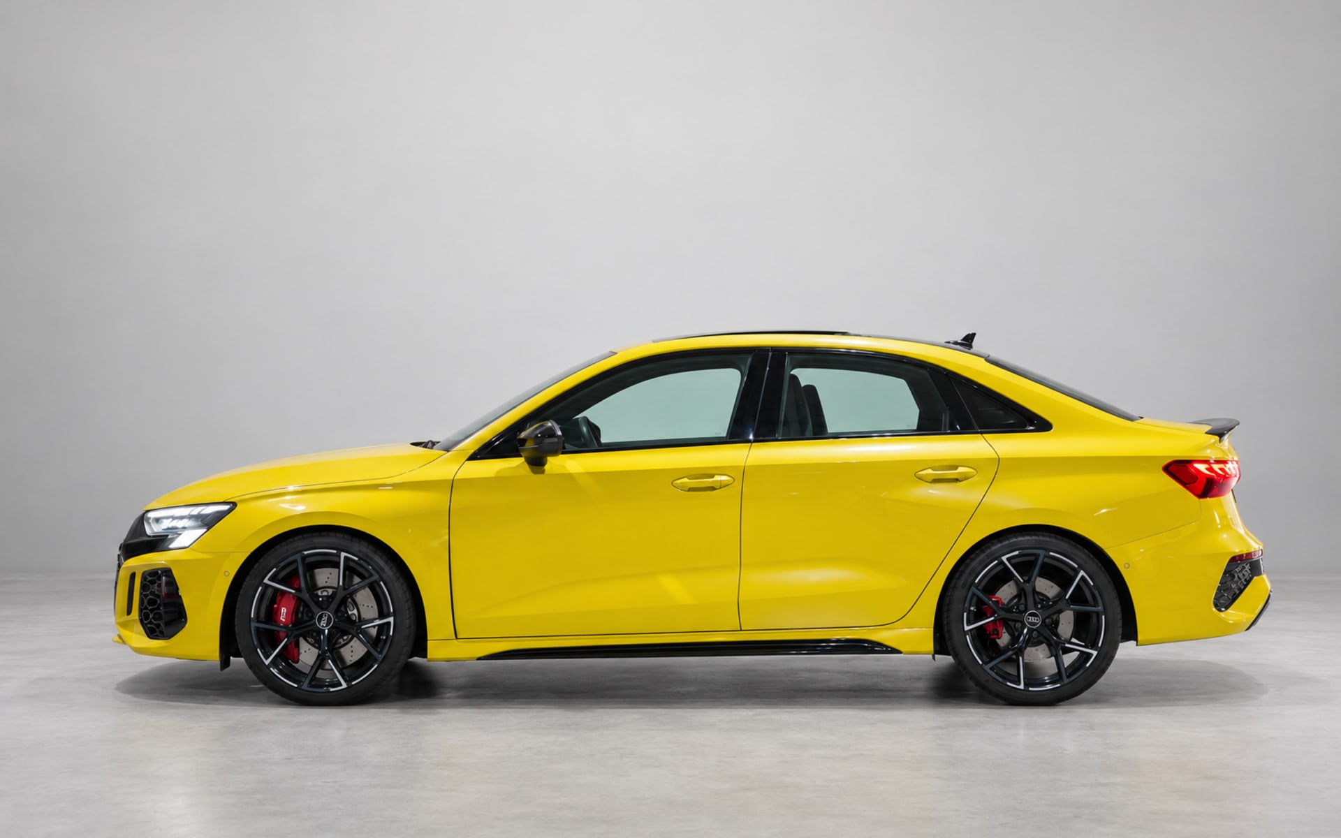 Audi RS 3 image 1