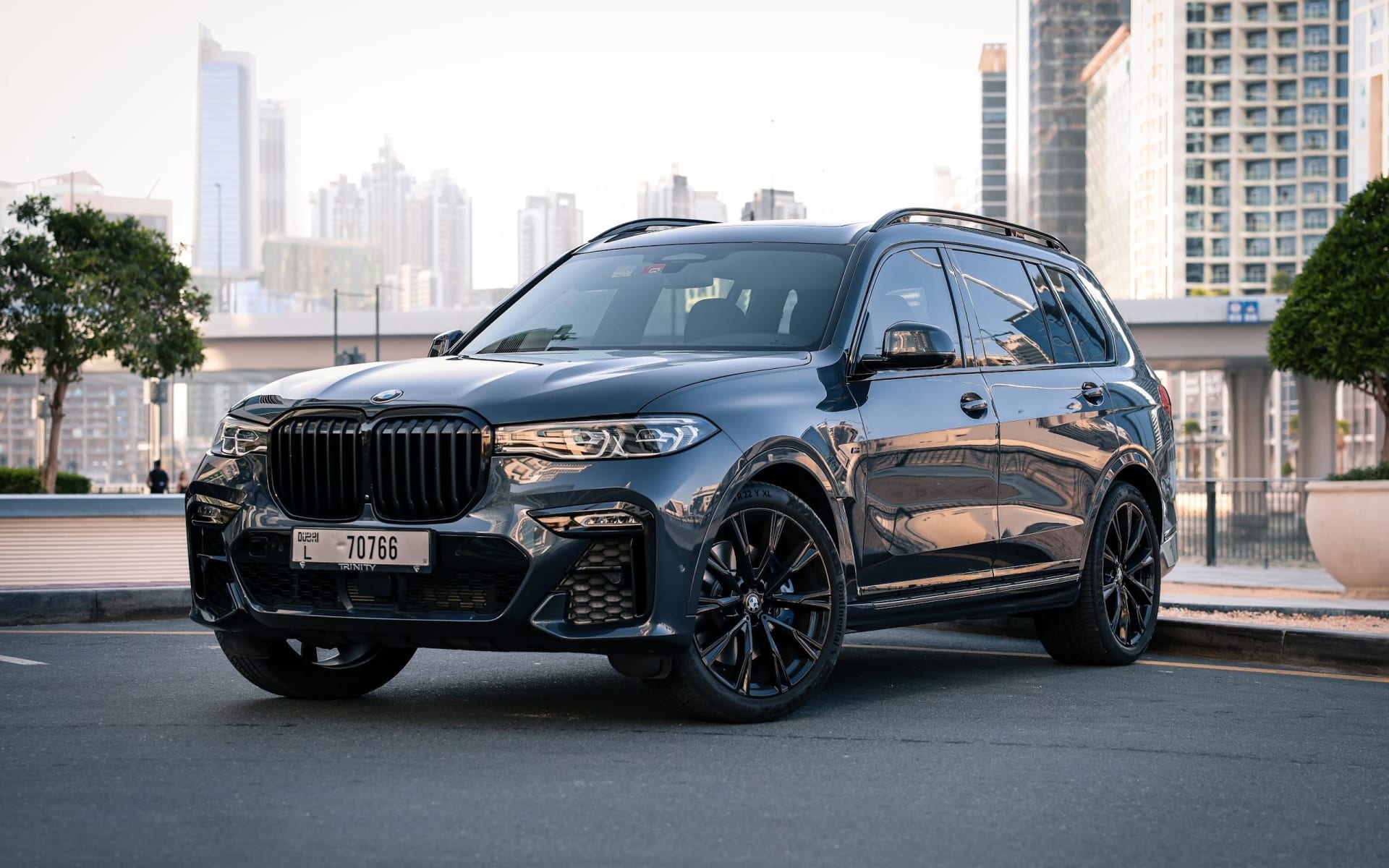 BMW X7 2022 for rent in Dubai photo 1