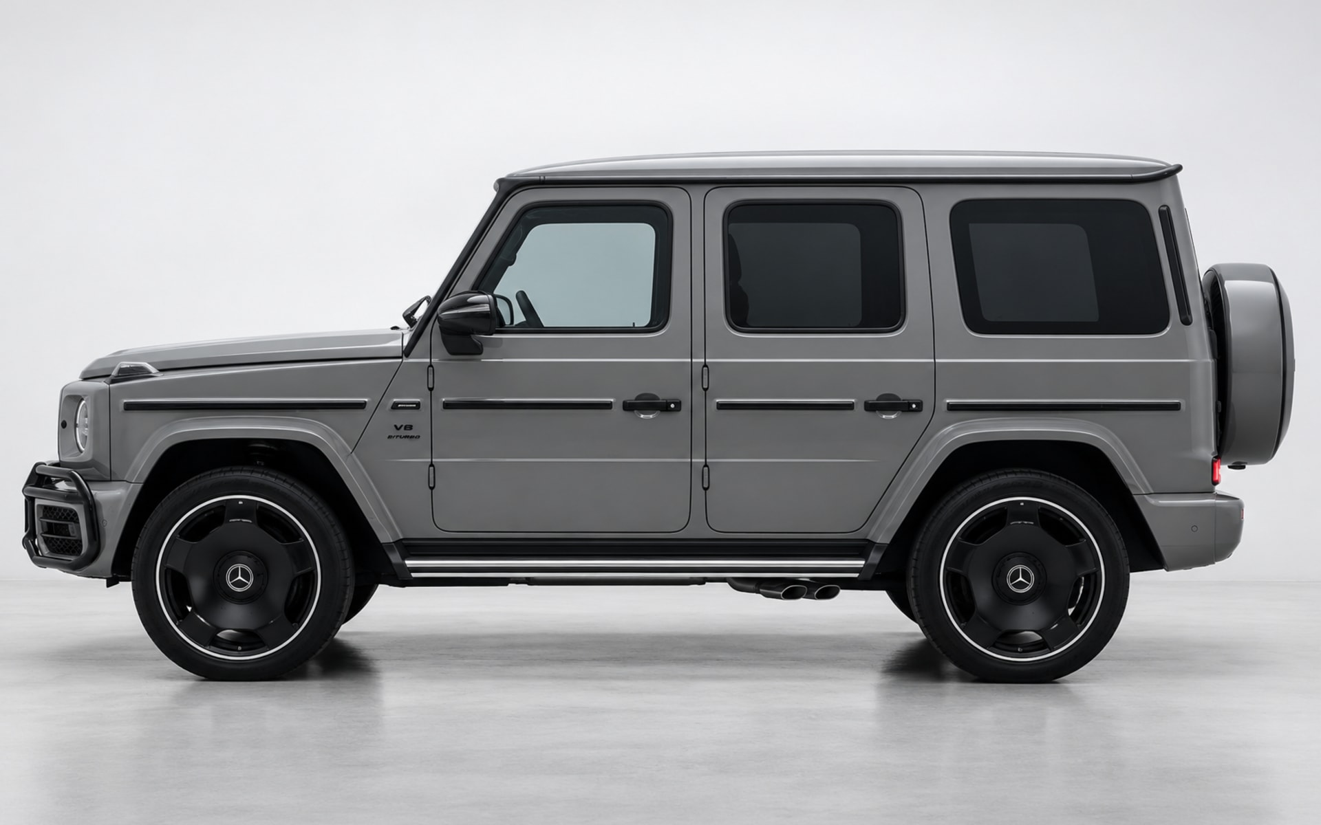 Mercedes-Benz G 63 AMG 2024 - image 1