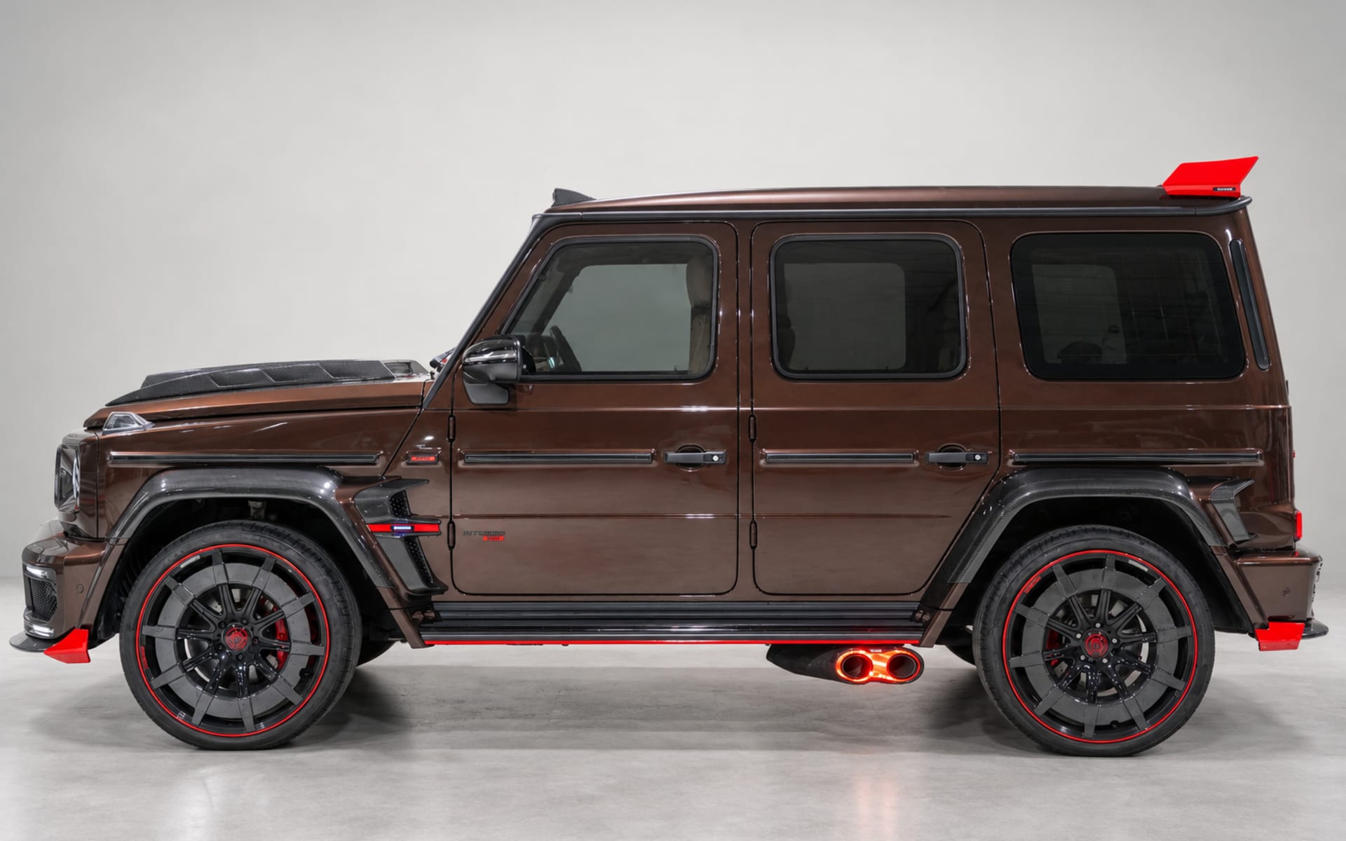 Mercedes-Benz G 63 AMG Brabus 900 Rocket Kit 2022 for rent in Dubai photo 2