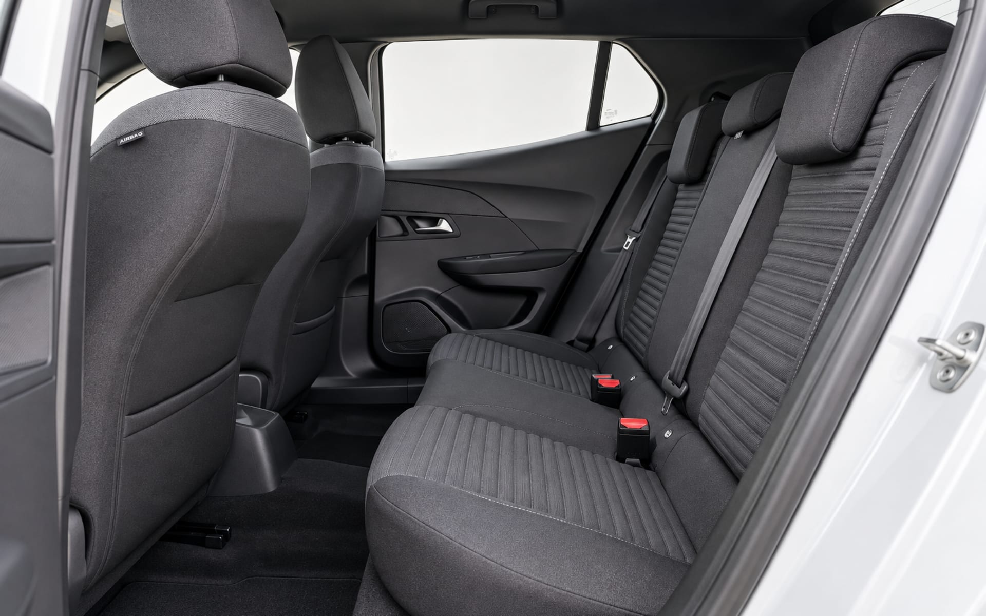 Peugeot 2008 2025 for rent in Dubai photo 5
