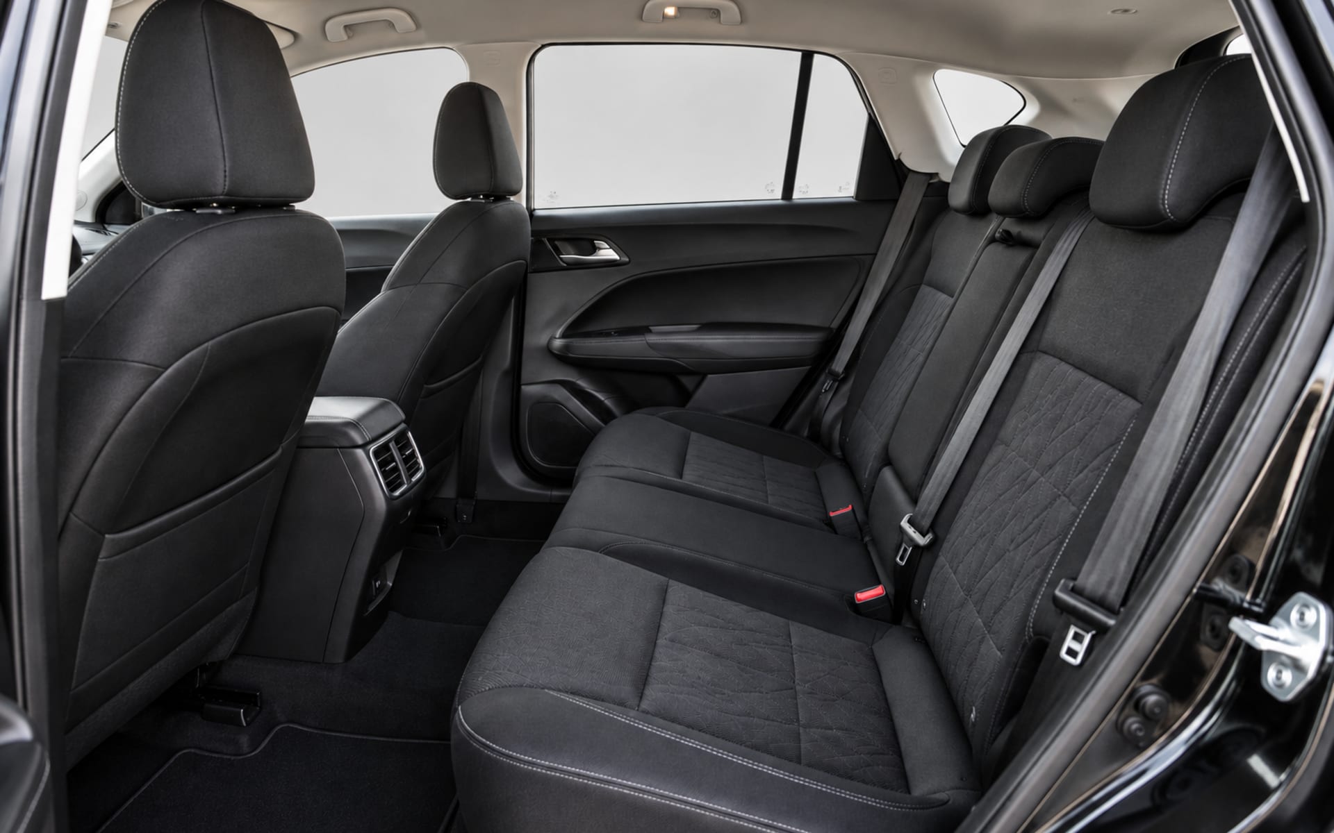 Chevrolet Groove 2023 for rent in Dubai photo 6