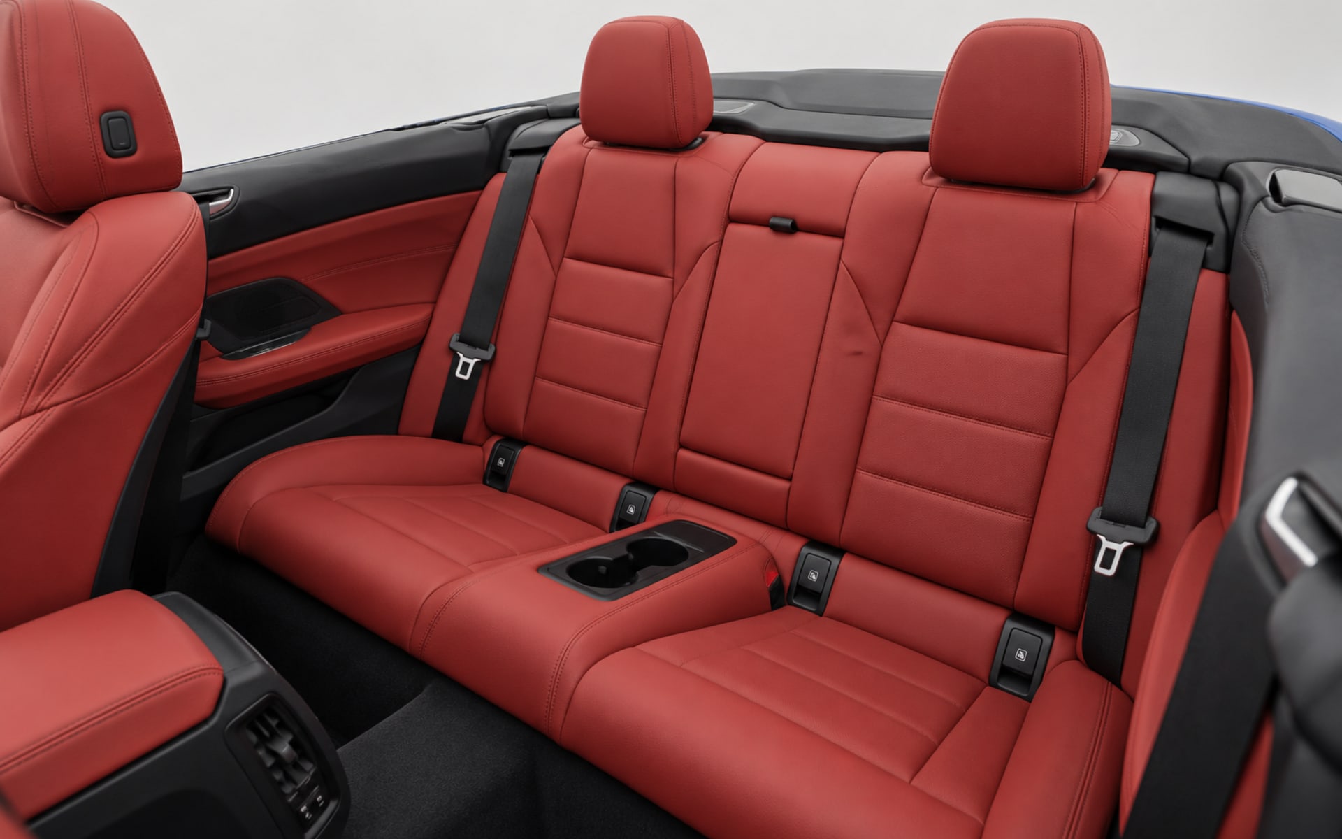 BMW 420i Convertible 2023 for rent in Dubai photo 5