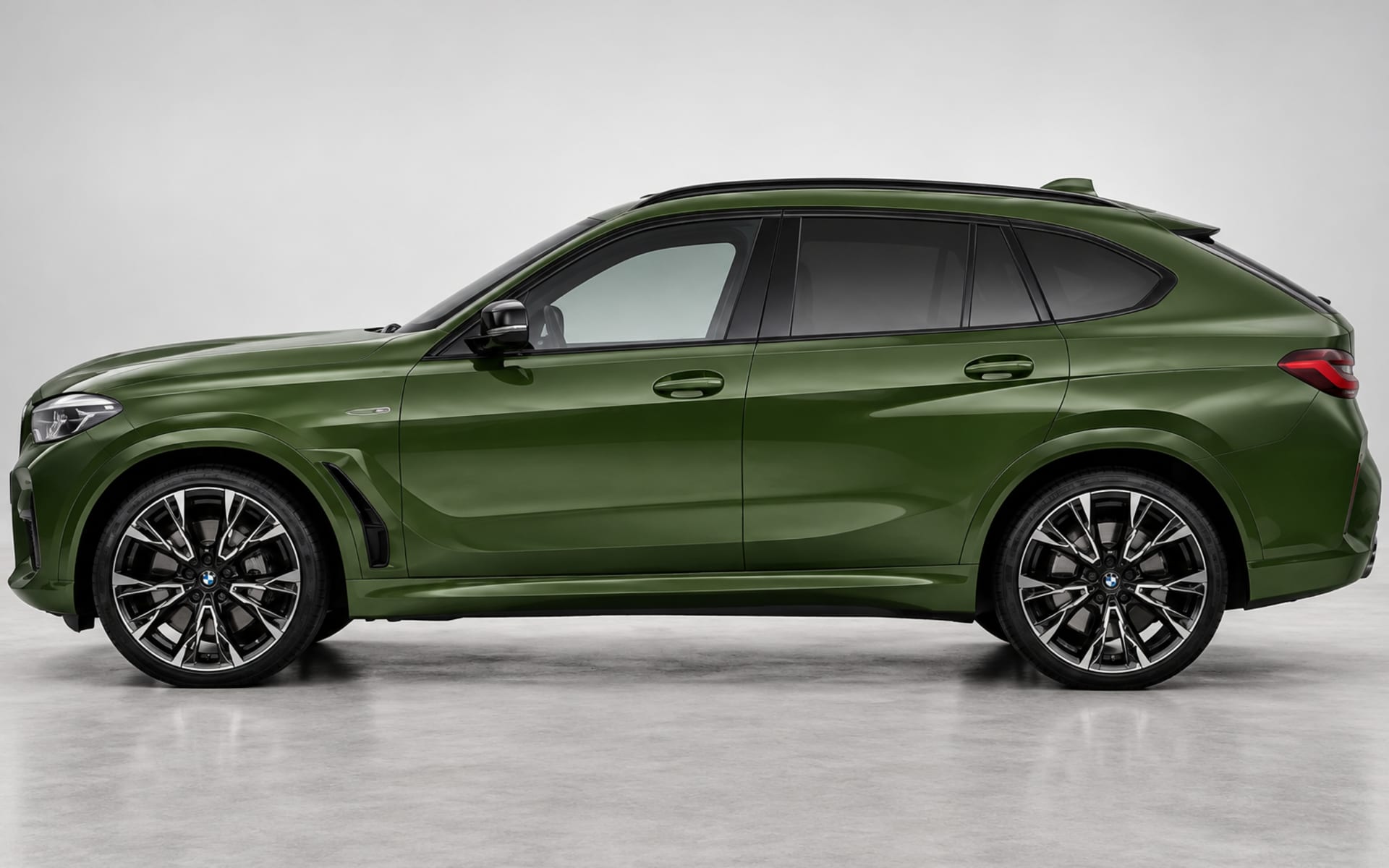 BMW X6 M Competition 2024 for rent in Dubai photo 2