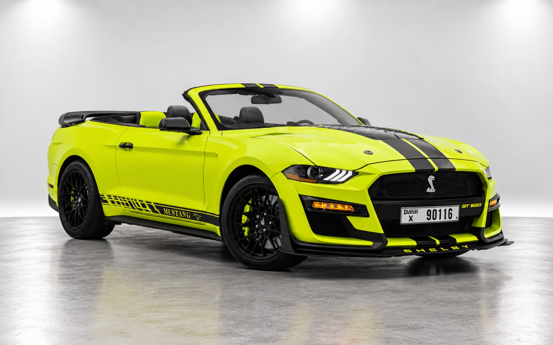 Ford Mustang GT Convertible 2023 - image 1
