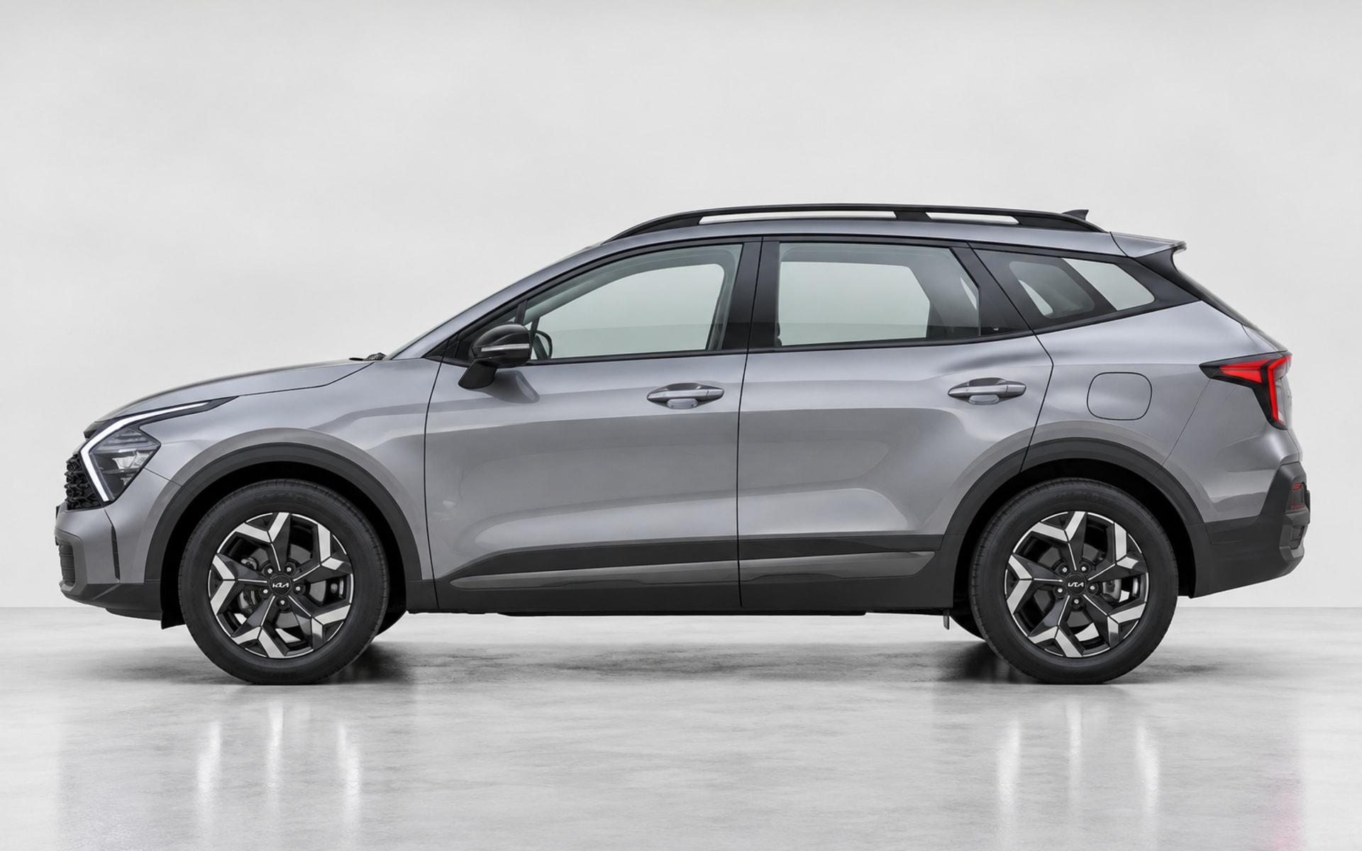 Kia Sportage 2024 for rent in Dubai photo 2