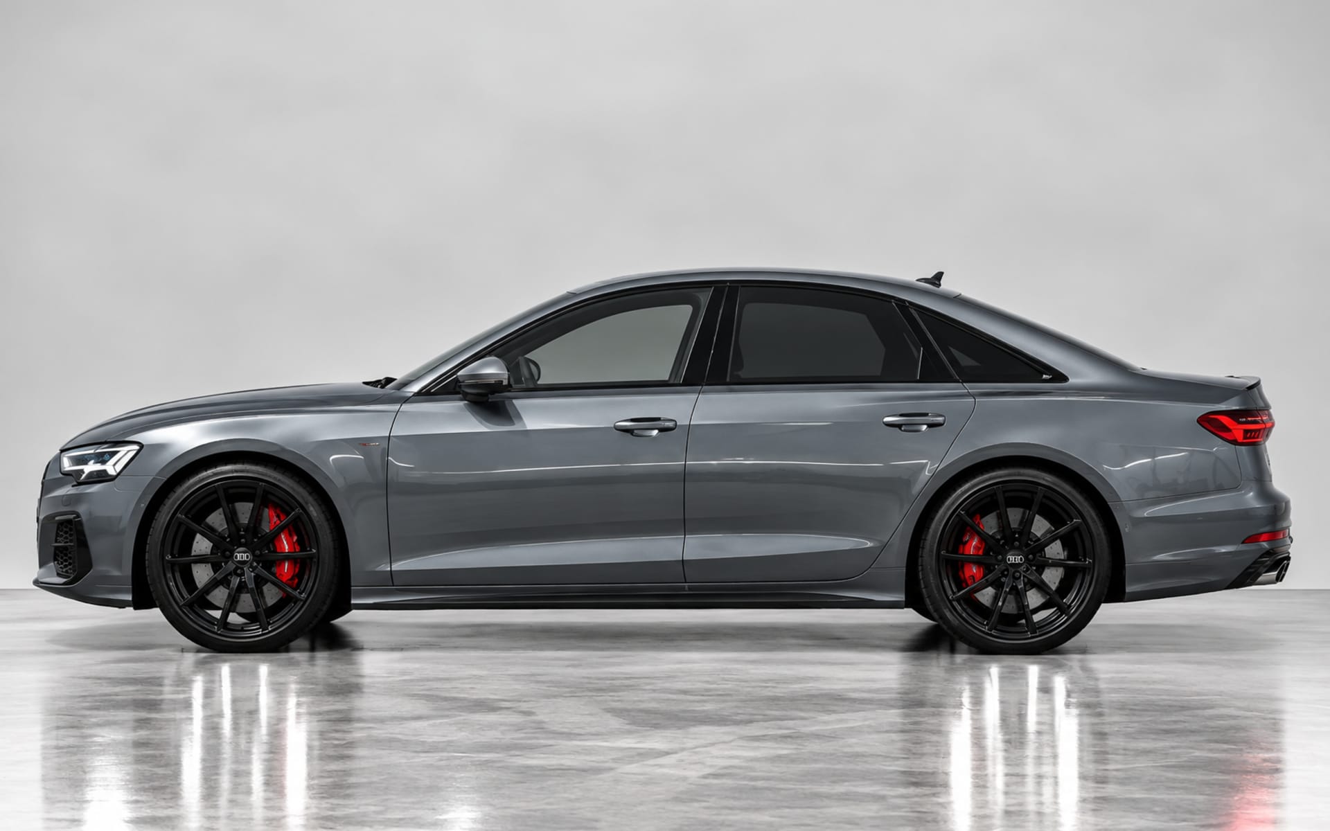 Audi S8 2023 for rent in Dubai photo 2