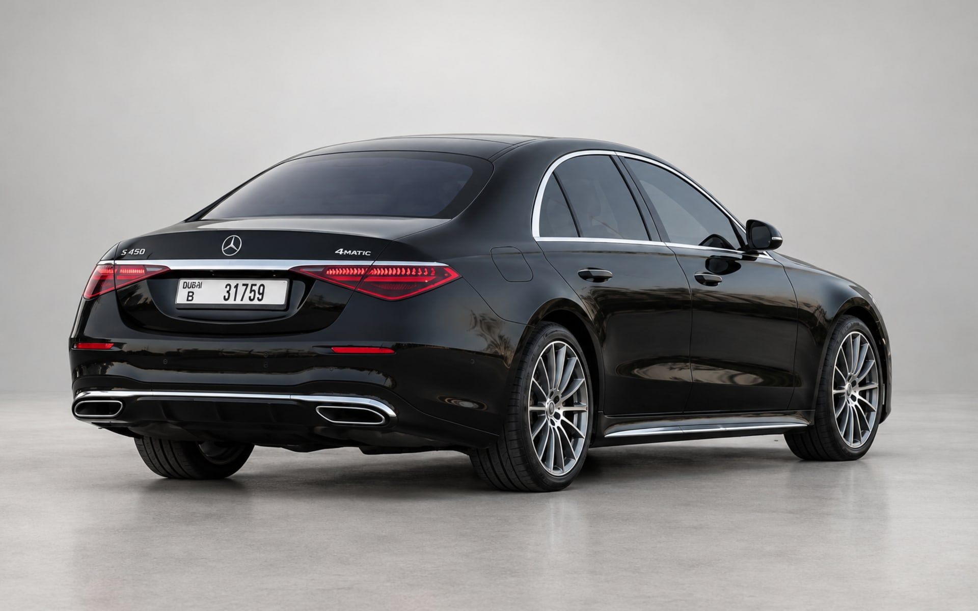 Mercedes-Benz S 580 2023 for rent in Dubai photo 3