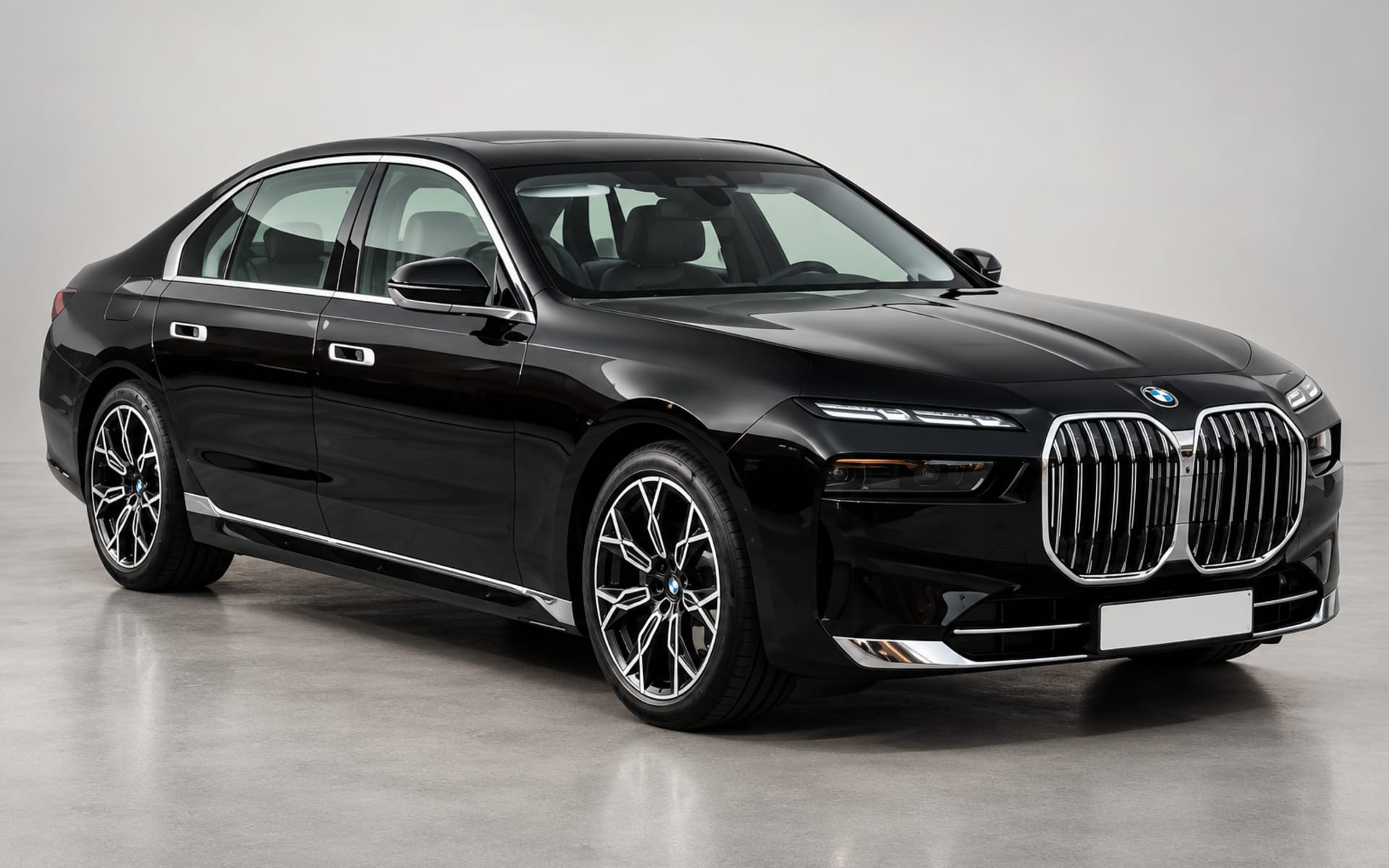 BMW 735i 2025 - image 1