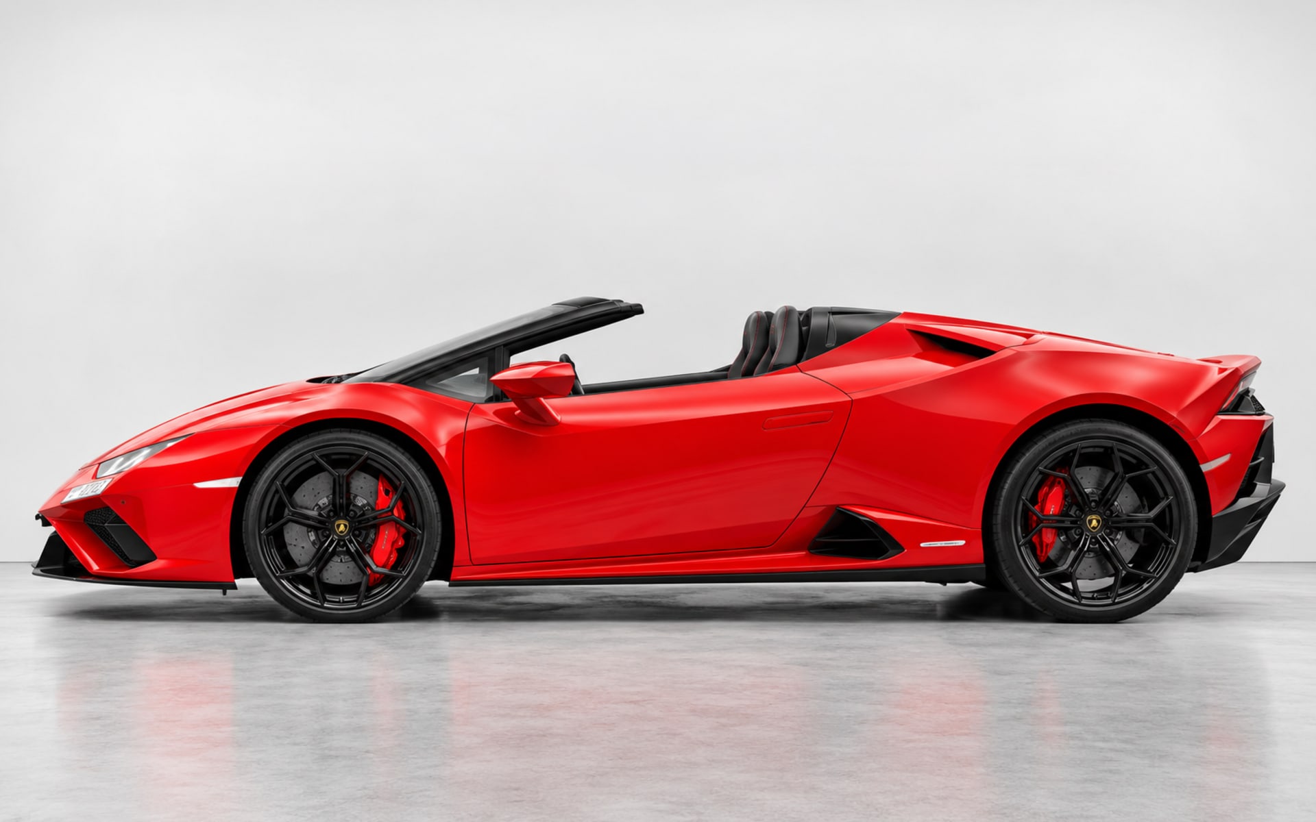 Lamborghini Huracan EVO Spyder 2025 for rent in Dubai photo 2