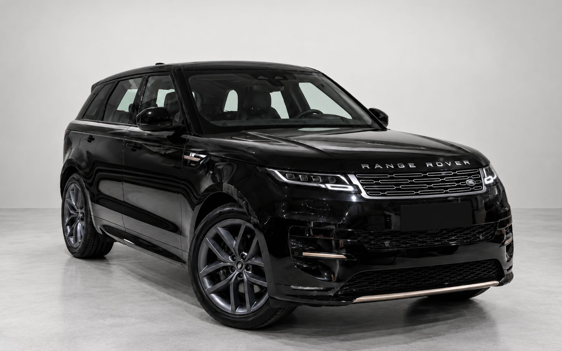 Land Rover Range Rover Sport 2024 for rent in Dubai