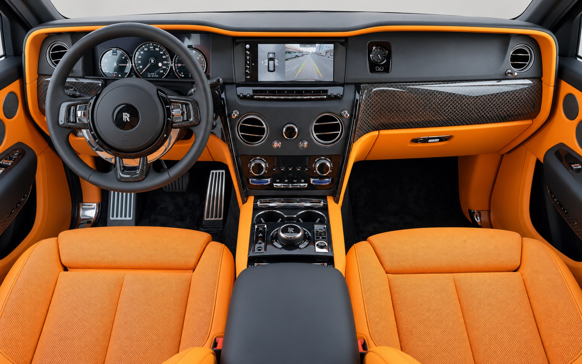 Rolls-Royce Cullinan Black Badge 2024 for rent in Dubai photo 4
