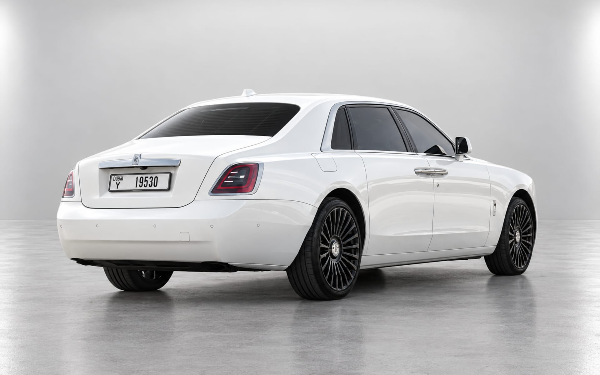 Rolls-Royce Ghost 2024 for rent in Dubai photo 3