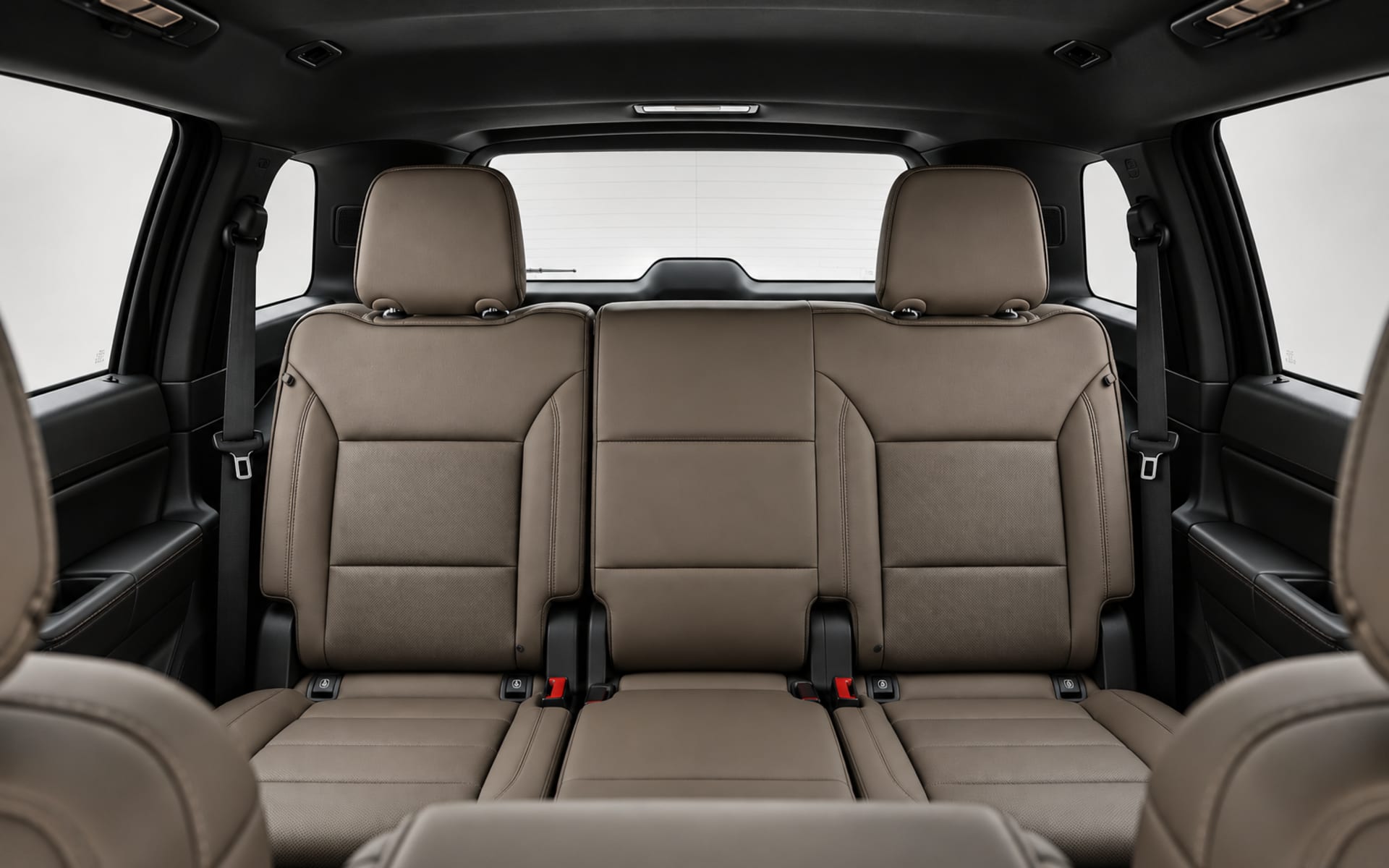 GMC Yukon 2025 for rent in Dubai photo 5