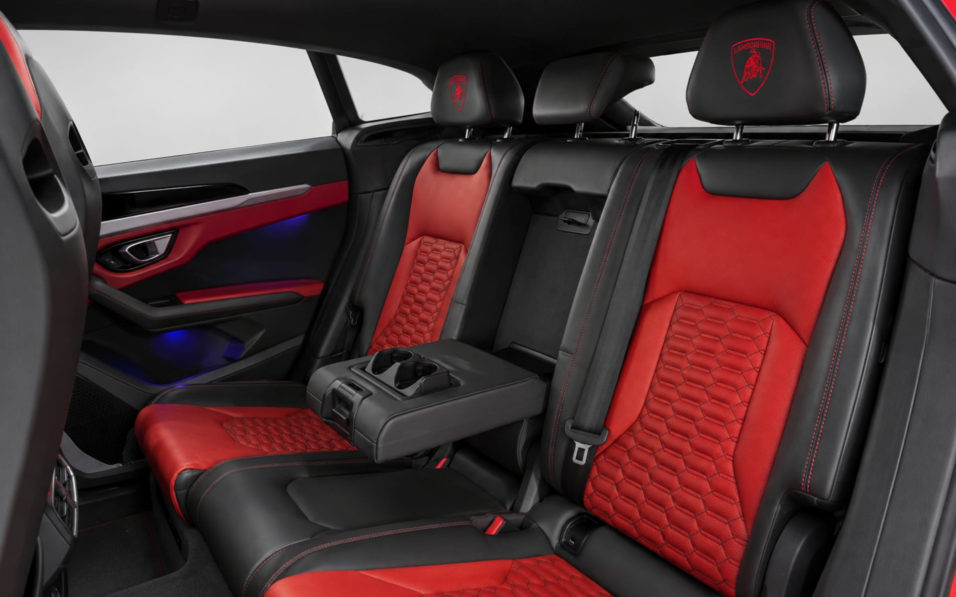 Lamborghini Urus Mansory 2023 for rent in Dubai photo 5