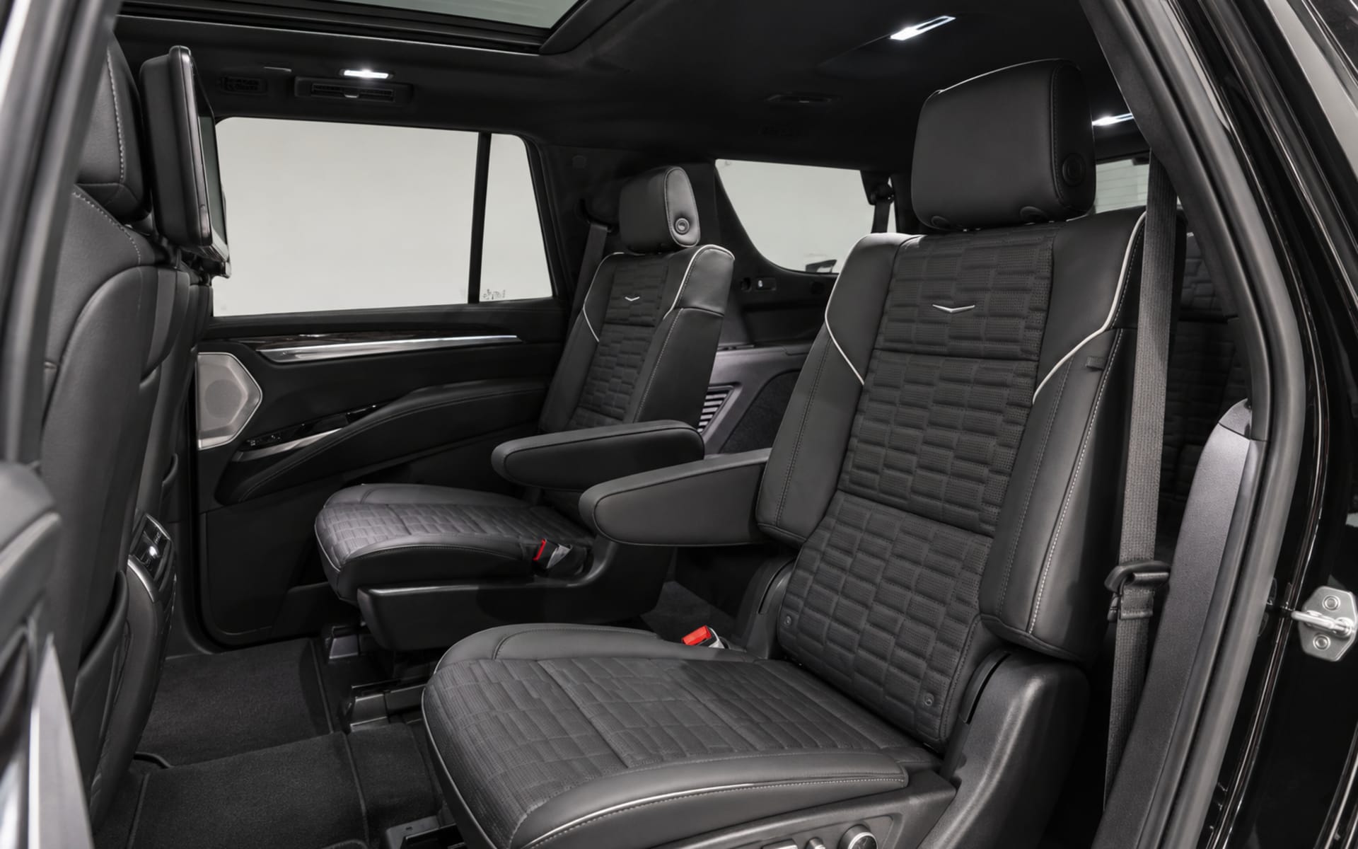 Cadillac Escalade Premium Luxury Platinum 2026 for rent in Dubai photo 6