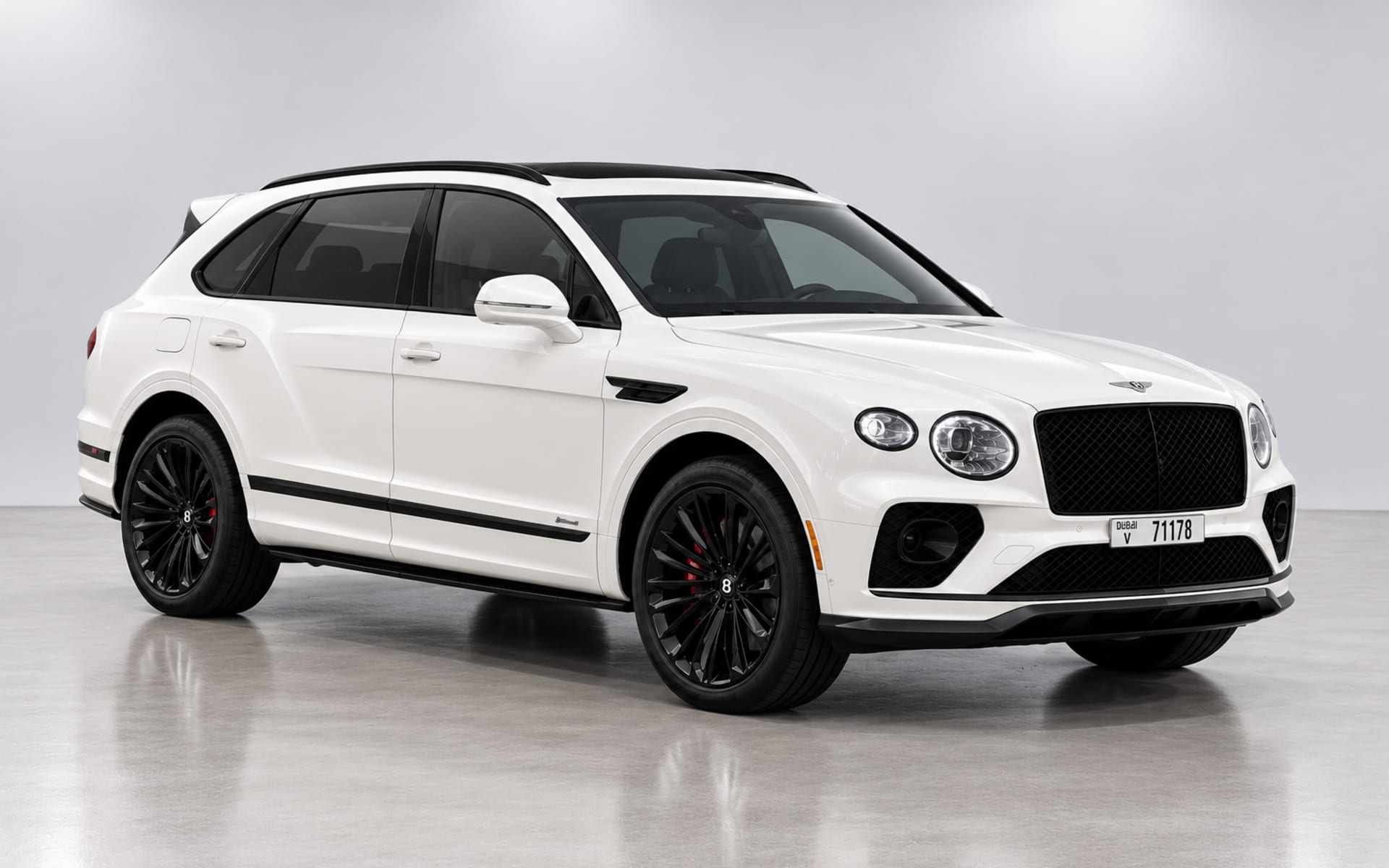 Bentley Bentayga 2022 for rent in Dubai photo 1