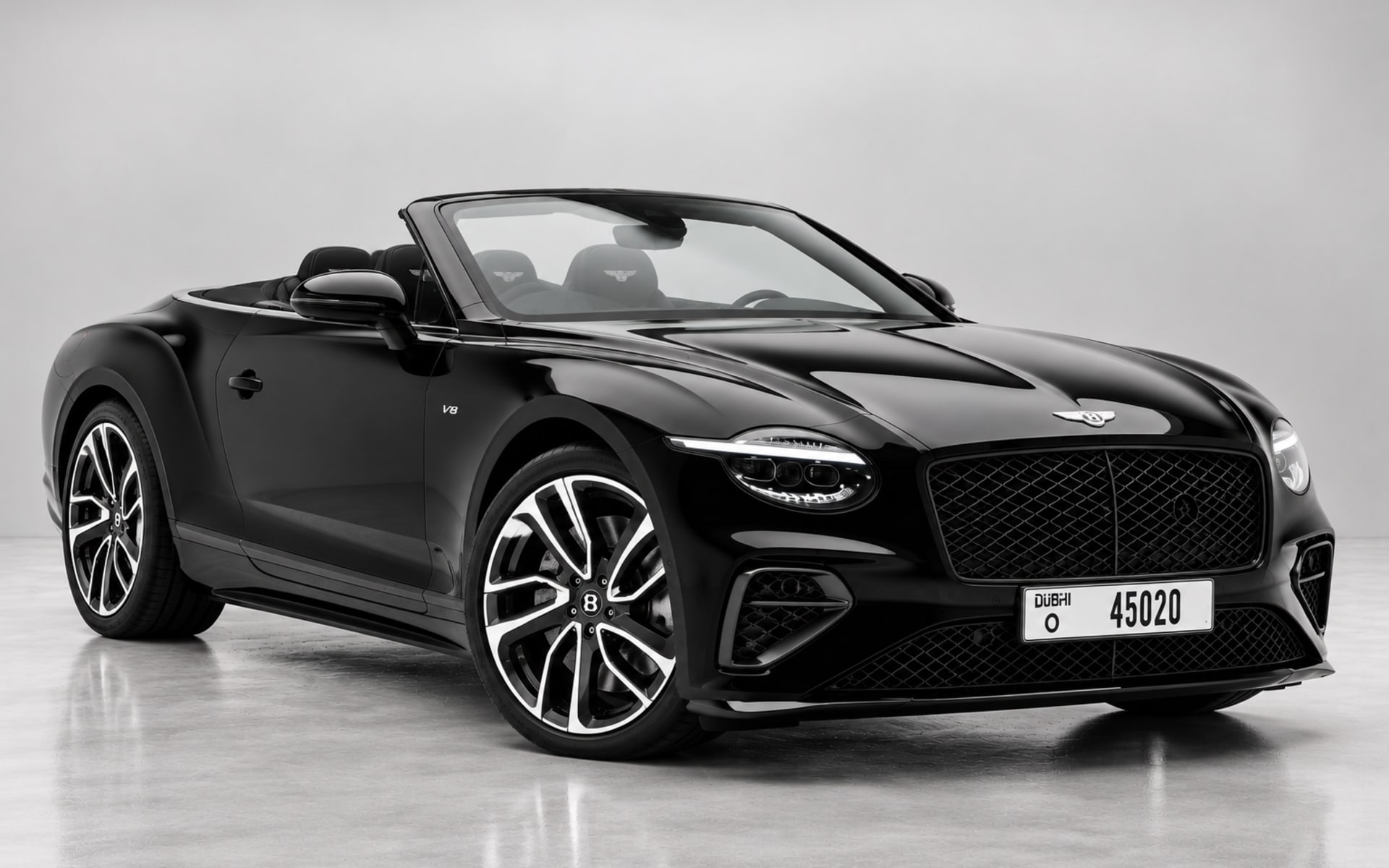 Bentley Continental GTC 2025 - image 1