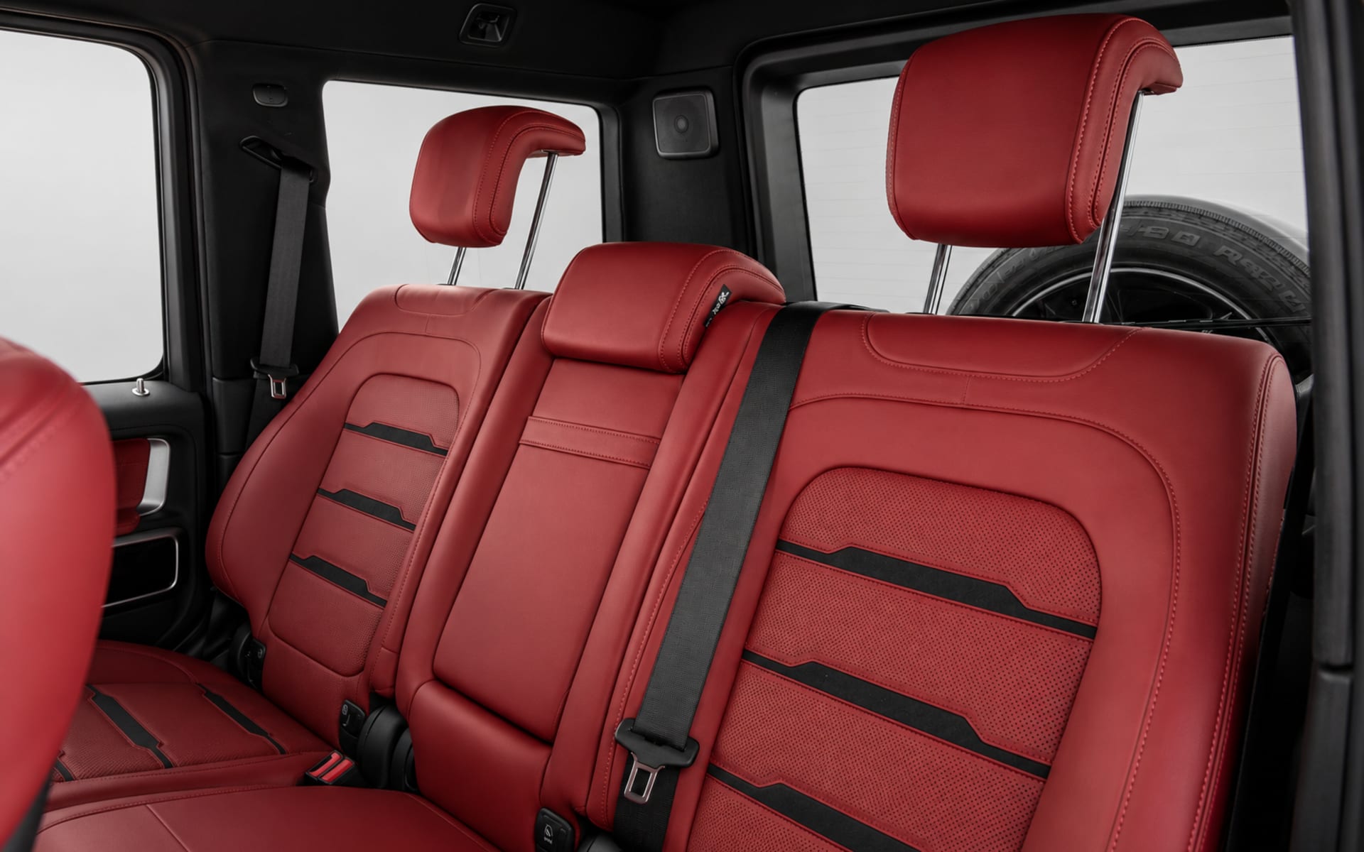 Mercedes-Benz G 63 AMG 2023 for rent in Dubai photo 5