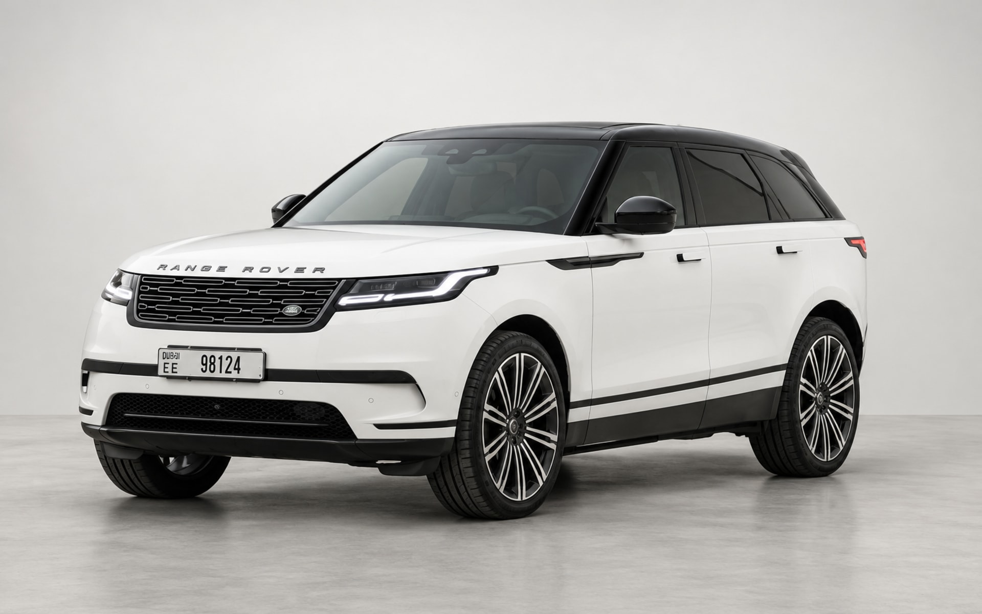 Land Rover Range Rover Velar 2025 for rent in Dubai photo 3