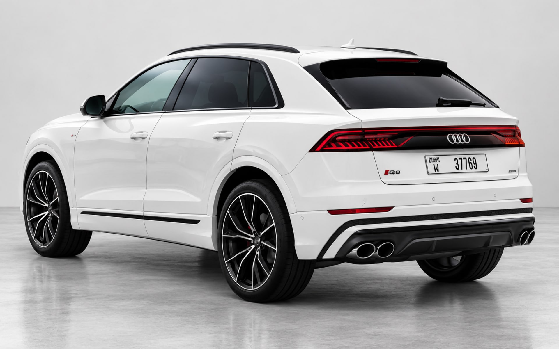 Audi Q8 2023 for rent in Dubai photo 3