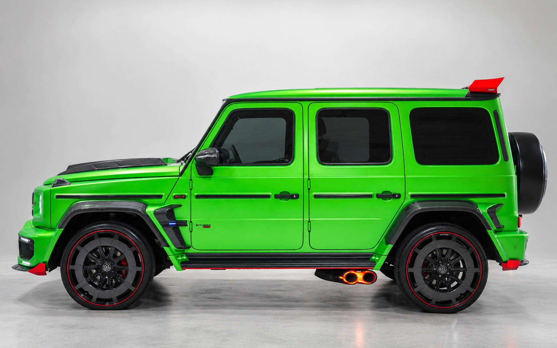 Mercedes-Benz G 63 AMG Brabus 900 Rocket Kit 2023 for rent in Dubai photo 2