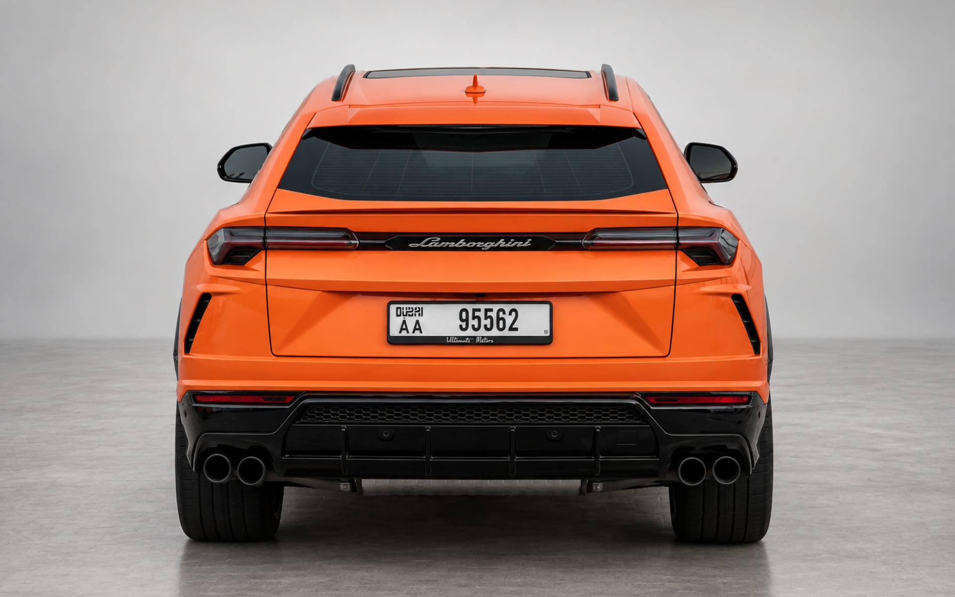 Lamborghini Urus 2023 thumbnail 3