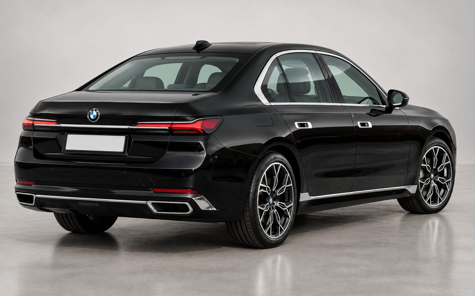 BMW 735i 2025 thumbnail 3