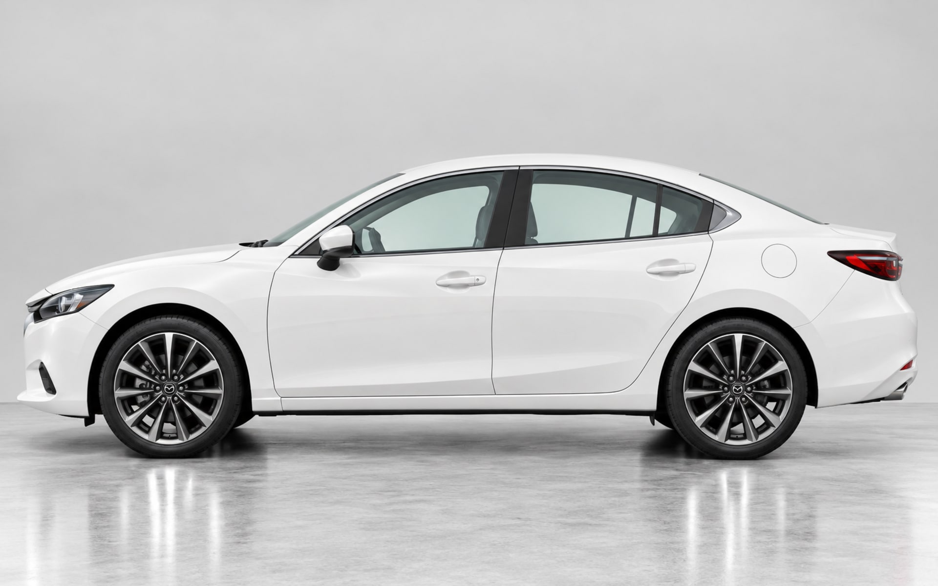 Mazda 6 2024 for rent in Dubai photo 2