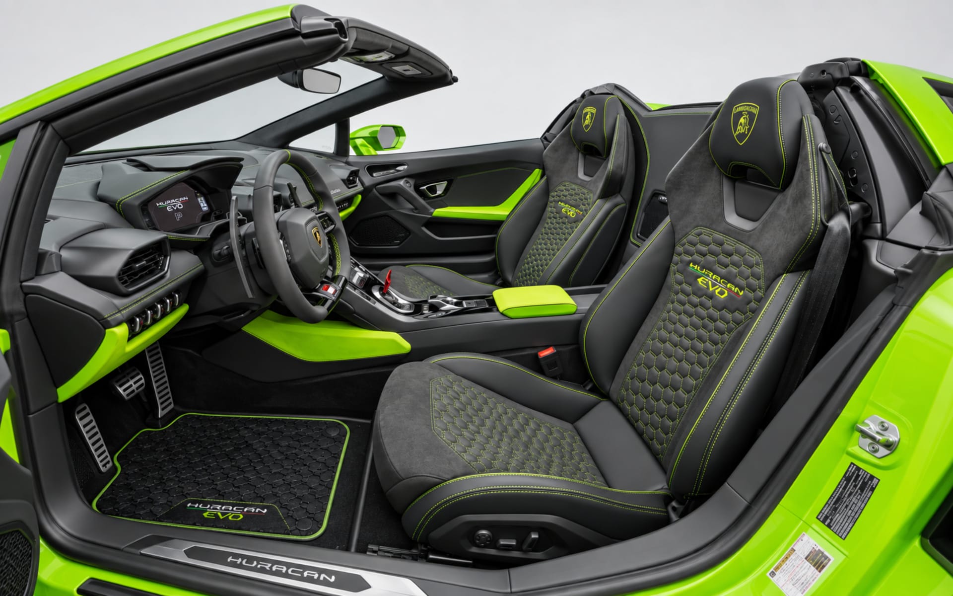Lamborghini Huracan EVO Spyder 2024 for rent in Dubai photo 4