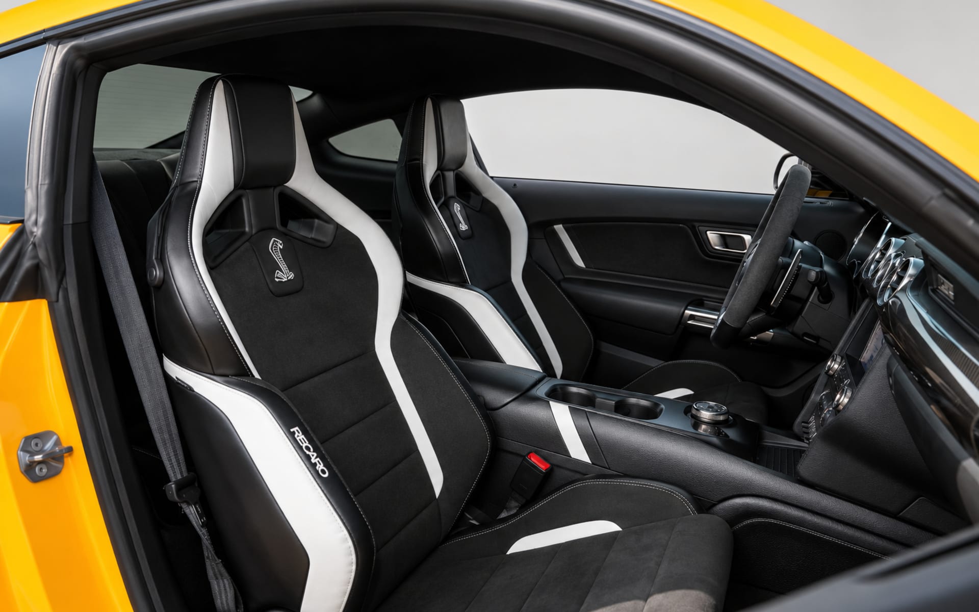 Ford Mustang Shelby GT500 2023 for rent in Dubai photo 6