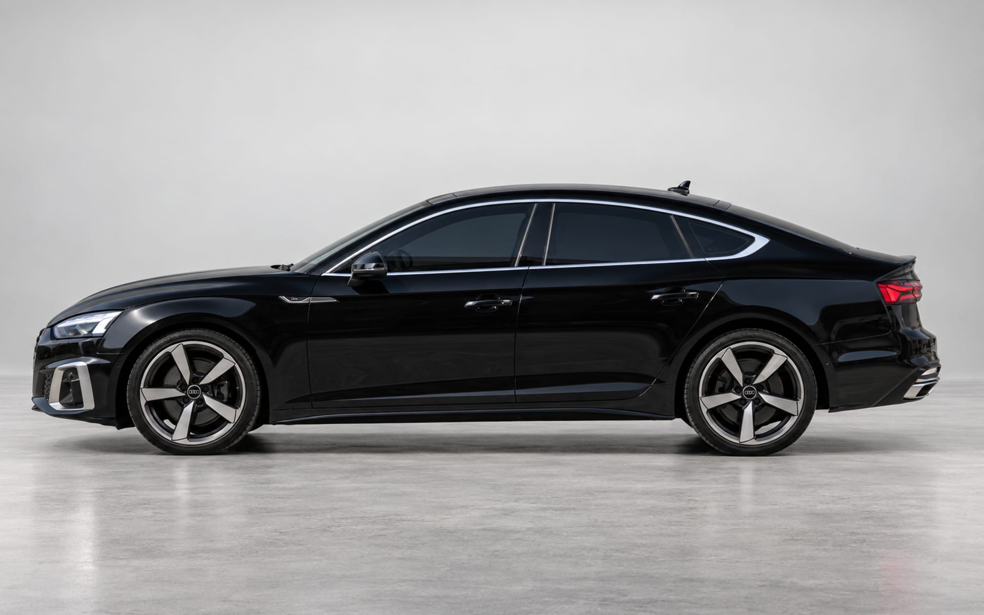 Audi A5 2023 for rent in Dubai photo 2