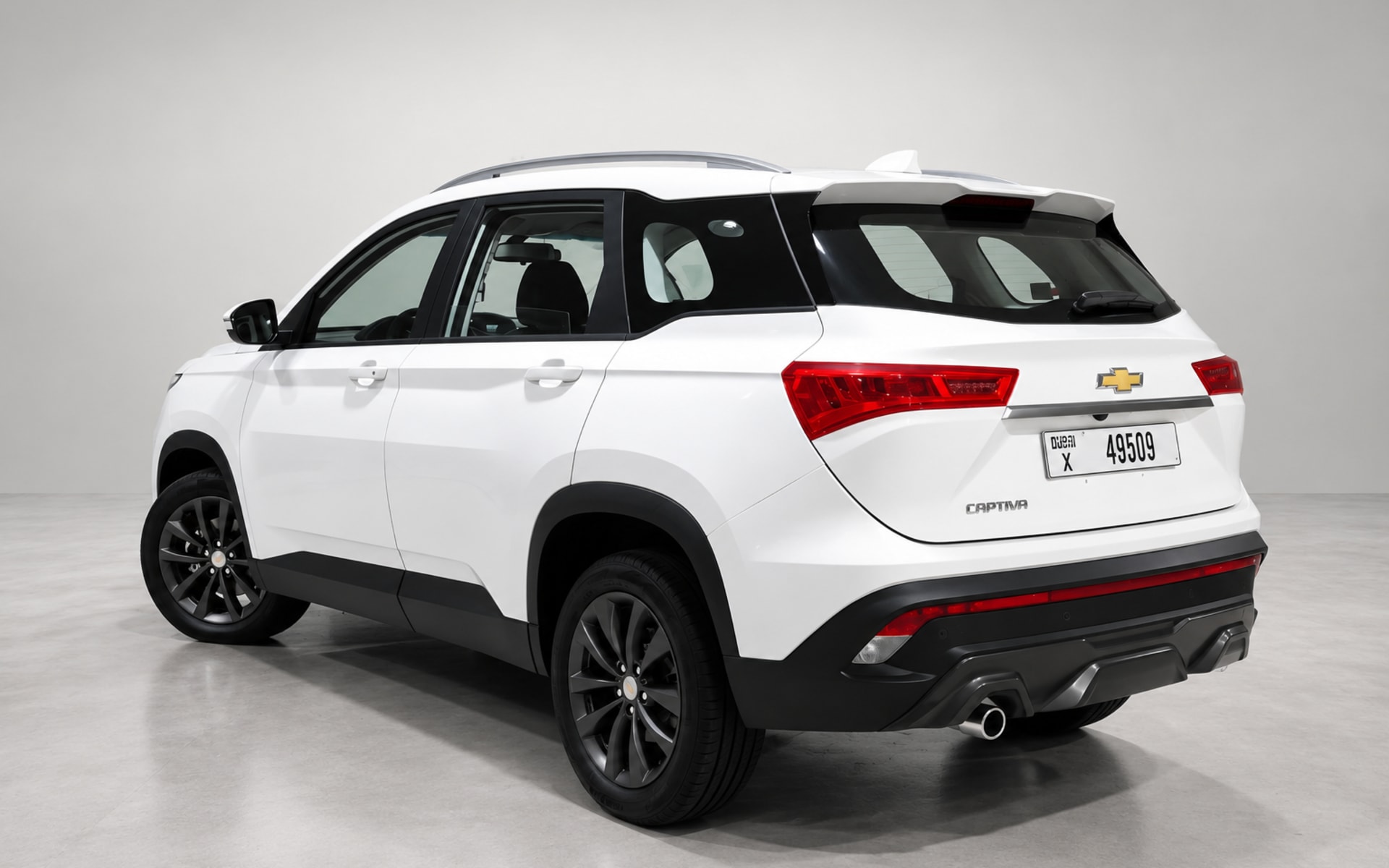 Chevrolet Captiva 2023 for rent in Dubai photo 3