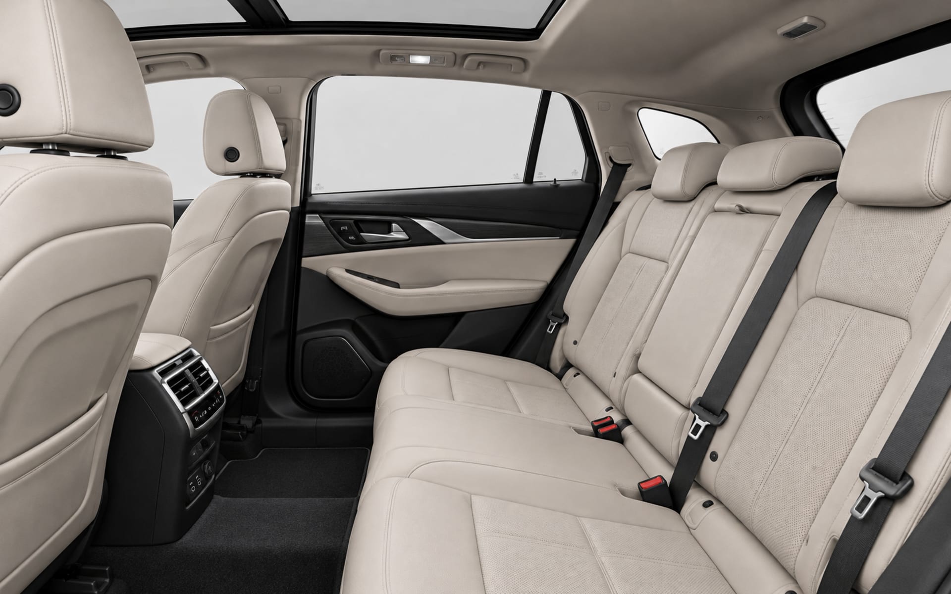 Nissan Patrol 2025 for rent in Dubai photo 5