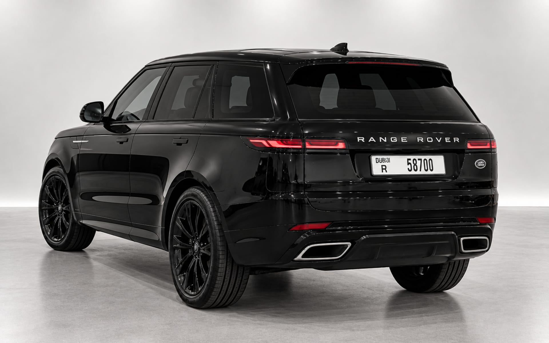 Land Rover Range Rover Sport Dynamic 2025 for rent in Dubai photo 6
