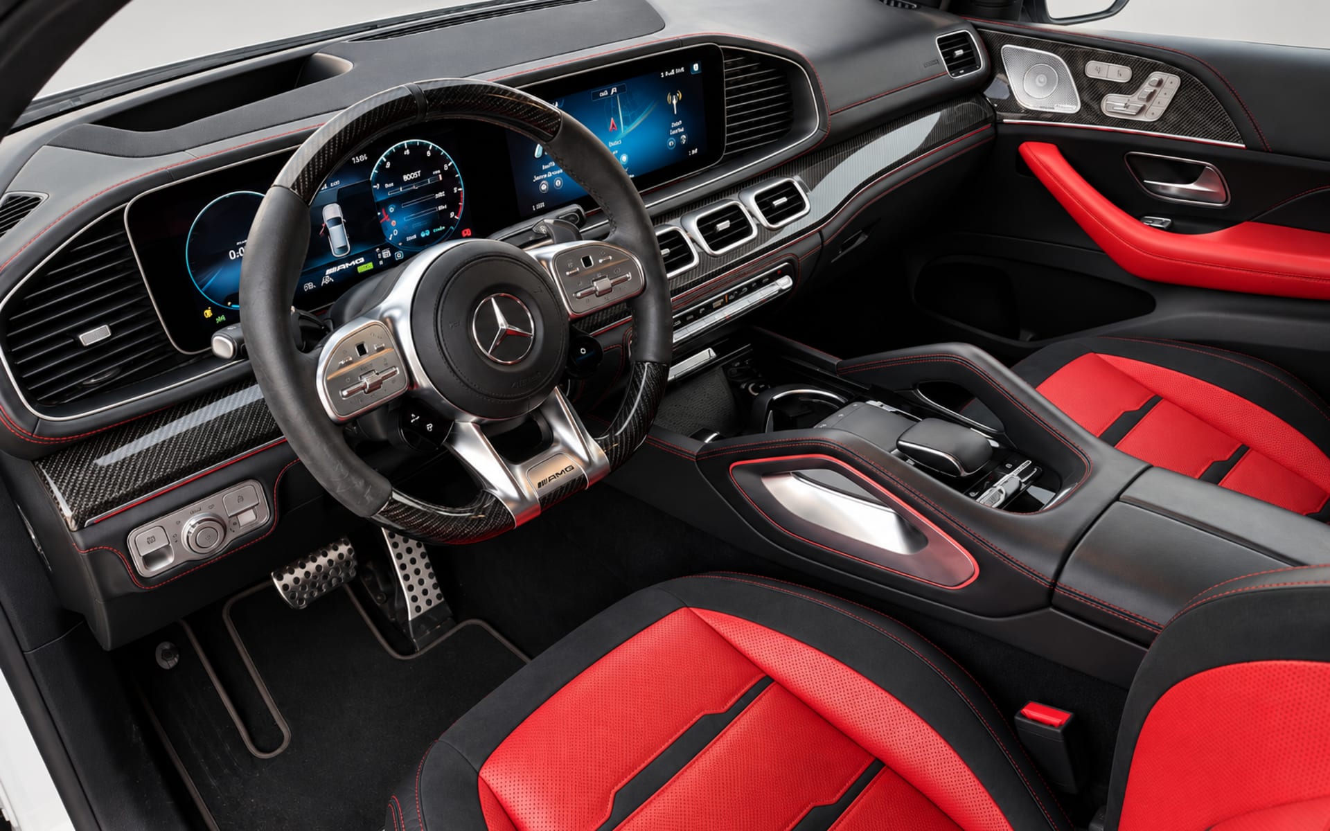 Mercedes-Benz GLE 63 AMG 2021 for rent in Dubai photo 4