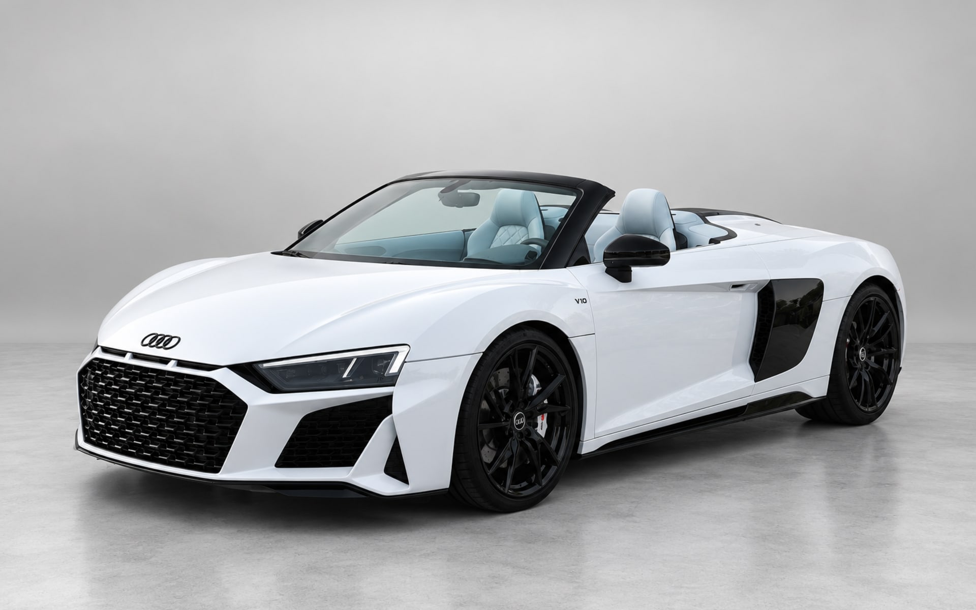 Audi R8 Convertible 2023 for rent in Dubai photo 3