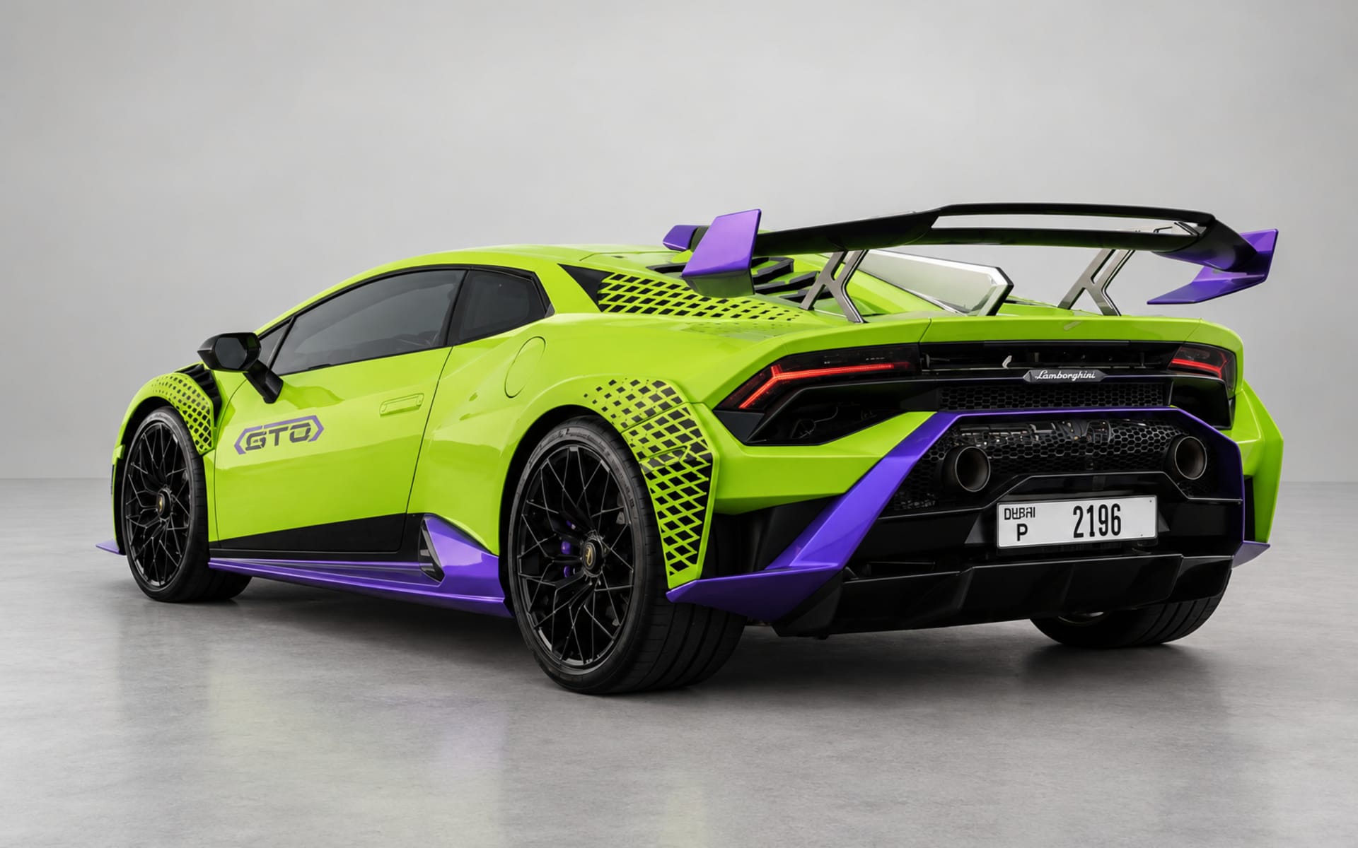Lamborghini Huracan STO 2023 for rent in Dubai photo 4