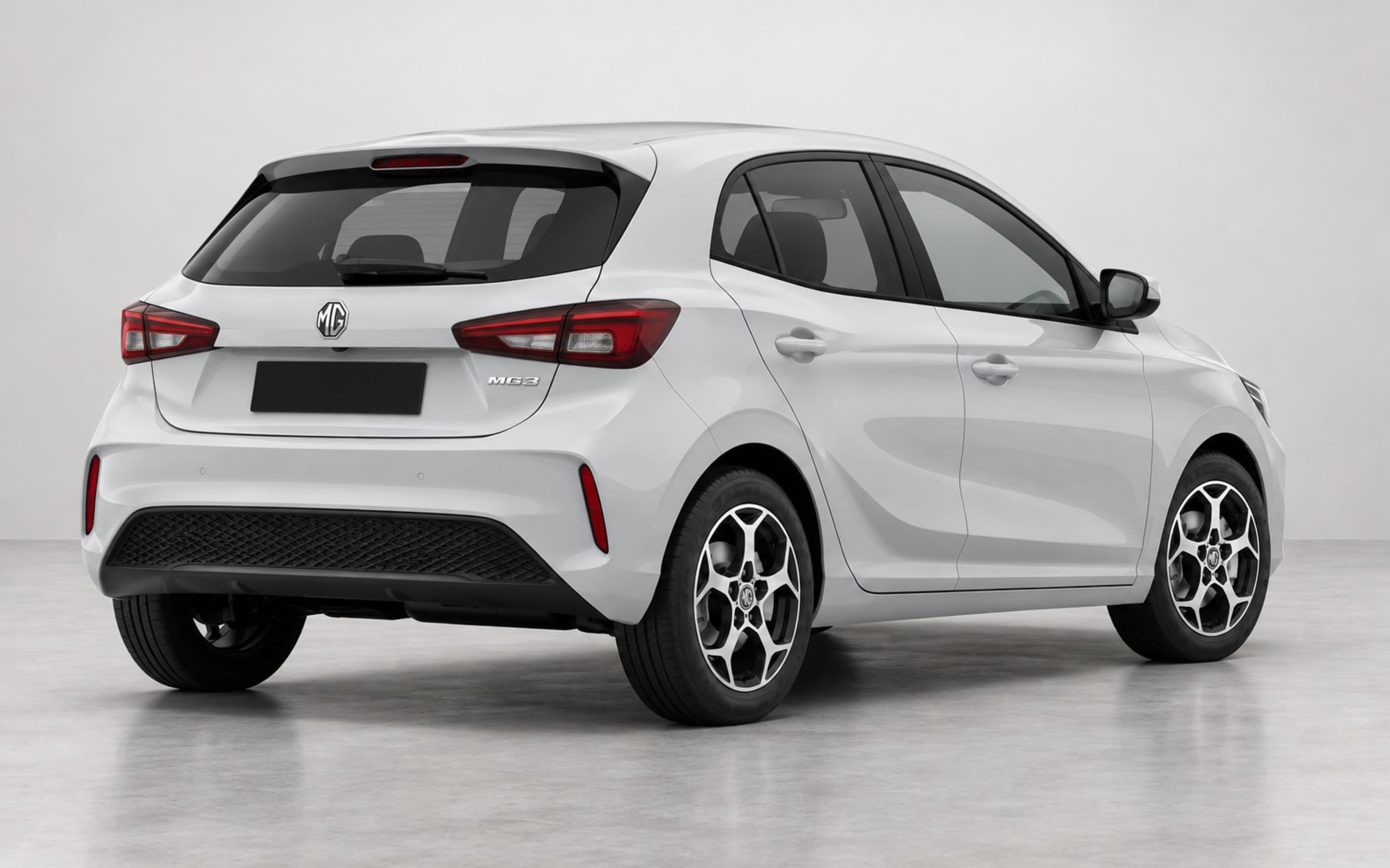 MG 3 2026 for rent in Dubai photo 3
